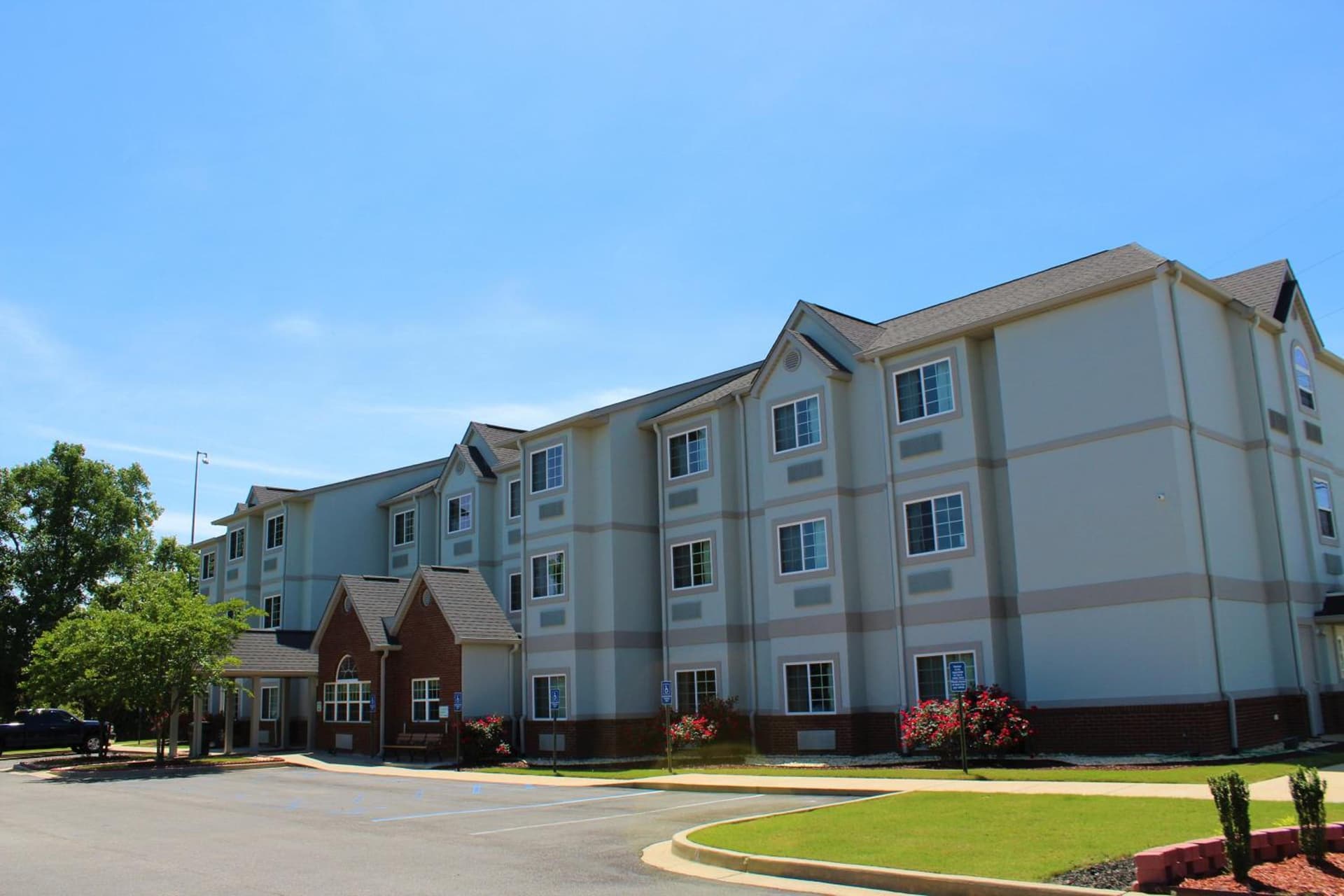 Microtel Inn & Suites by Wyndham Montgomery gallery photo in Montgomery, AL — image 11