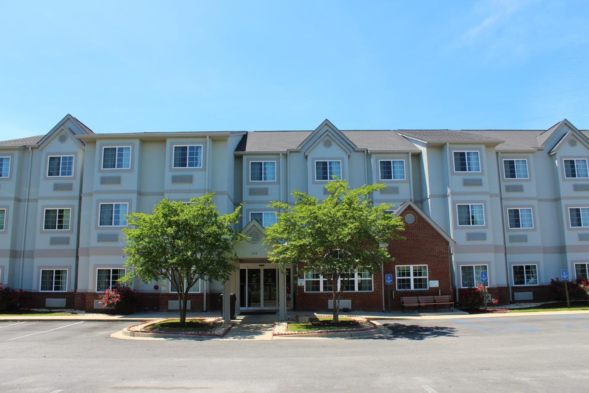 Microtel Inn & Suites by Wyndham Montgomery gallery photo in Montgomery, AL — image 15