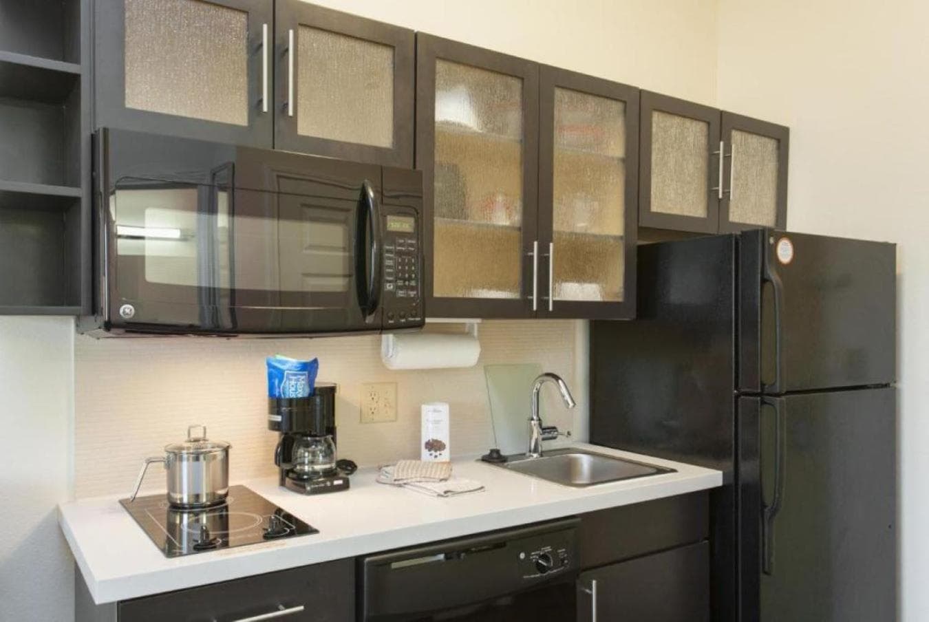 Candlewood Suites San Marcos by IHG interior in San Marcos, TX — gallery photo 2