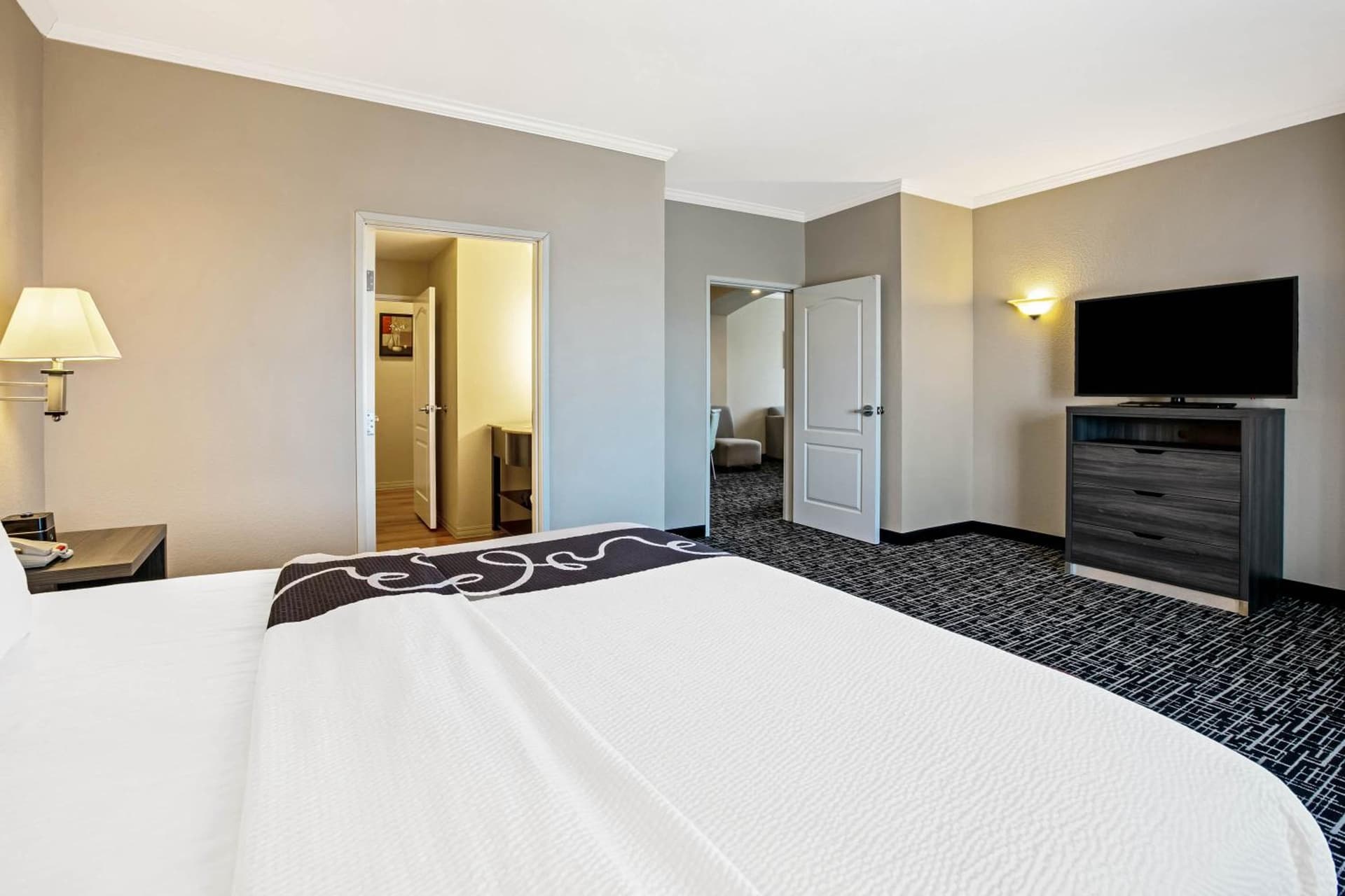 La Quinta by Wyndham Garland Harbor Point gallery photo in Garland, TX — image 70
