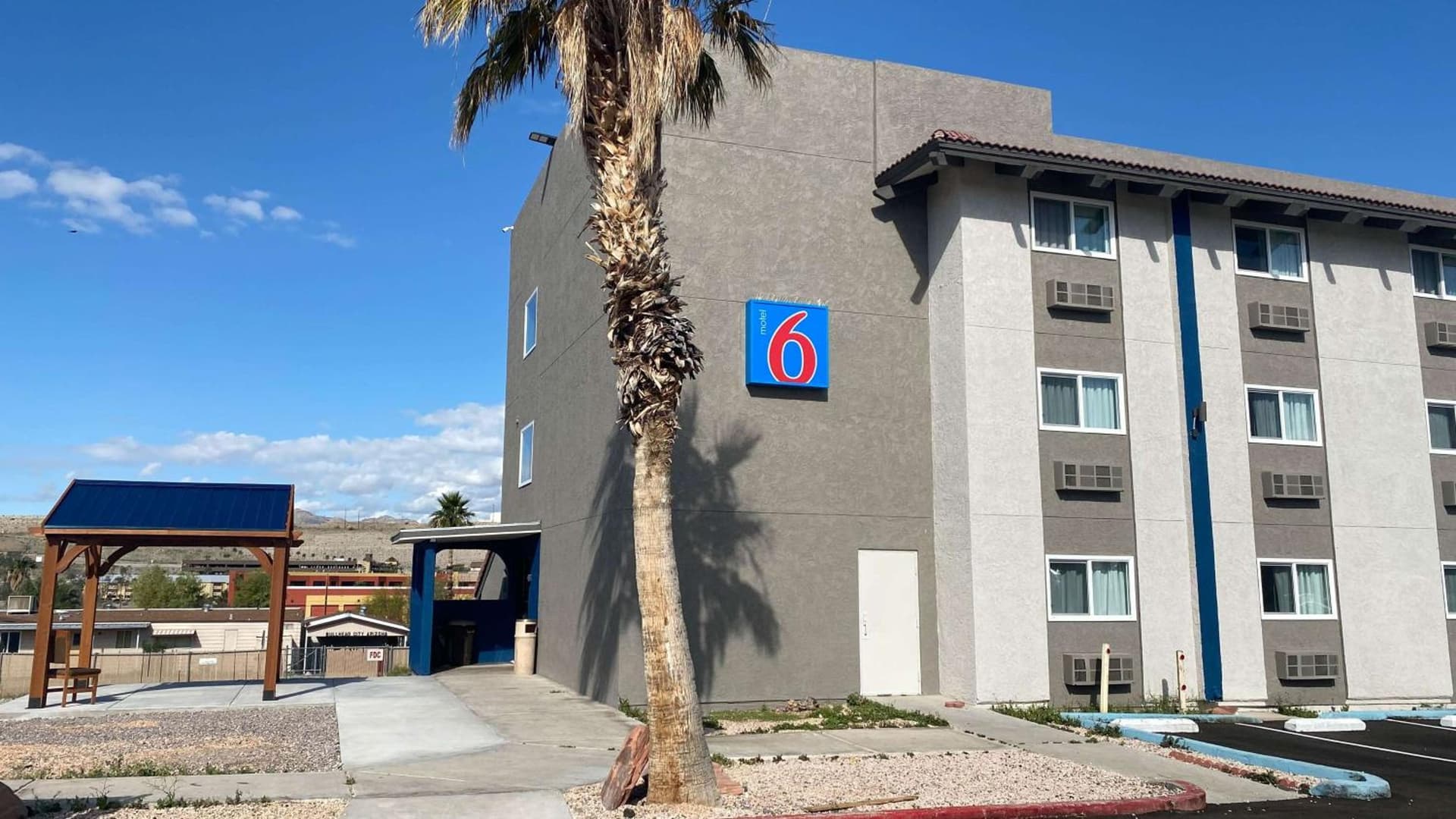 Motel 6 Bullhead City, Az - Laughlin featured exterior or lobby in Bullhead City, AZ — similar hotel