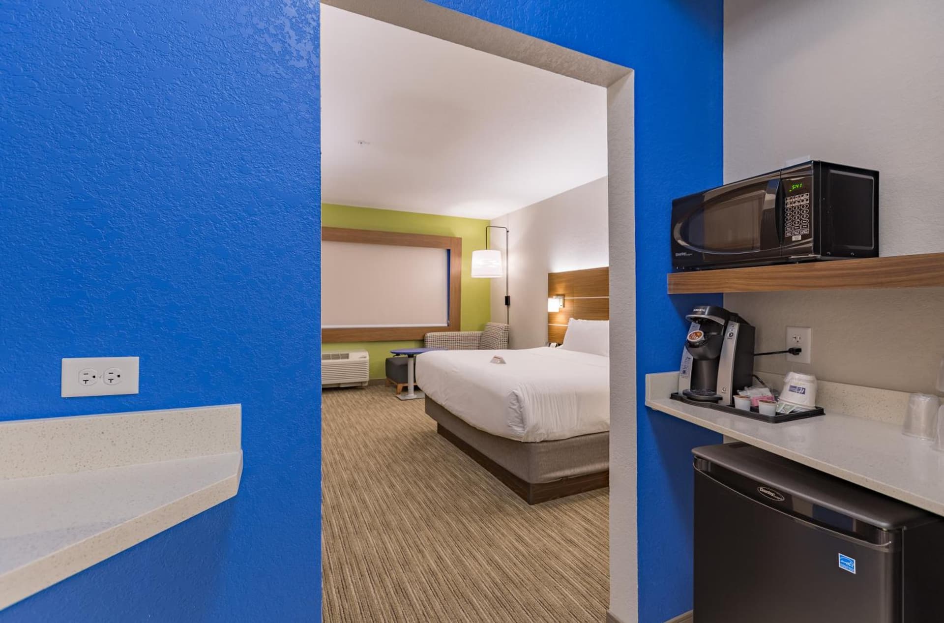 Holiday Inn Express & Suites - San Marcos South by IHG property views in San Marcos, TX — gallery photo 3