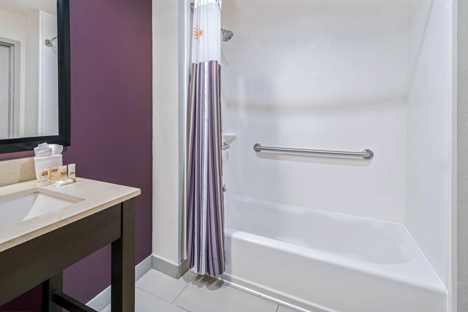 La Quinta by Wyndham McAllen La Plaza Mall gallery photo in McAllen, TX — image 39