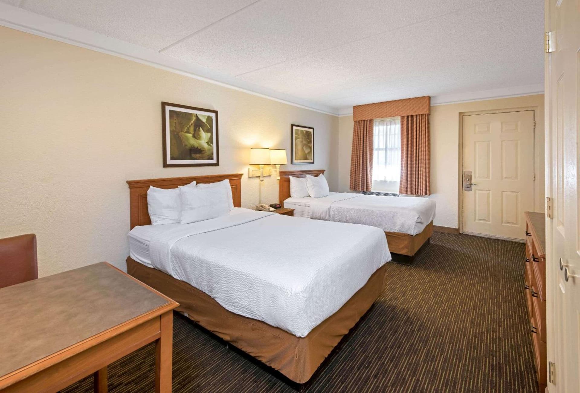 La Quinta Inn by Wyndham San Antonio Market Square gallery photo in San Antonio, TX — image 10
