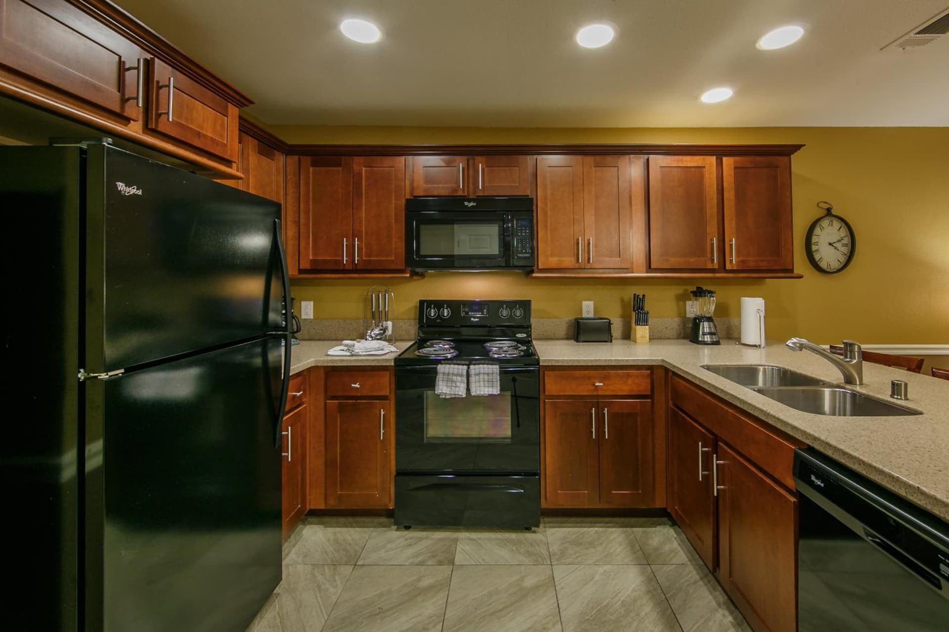 Holiday Inn Club Vacations Hill Country Resort at Canyon Lake gallery photo in Canyon Lake, TX — image 7
