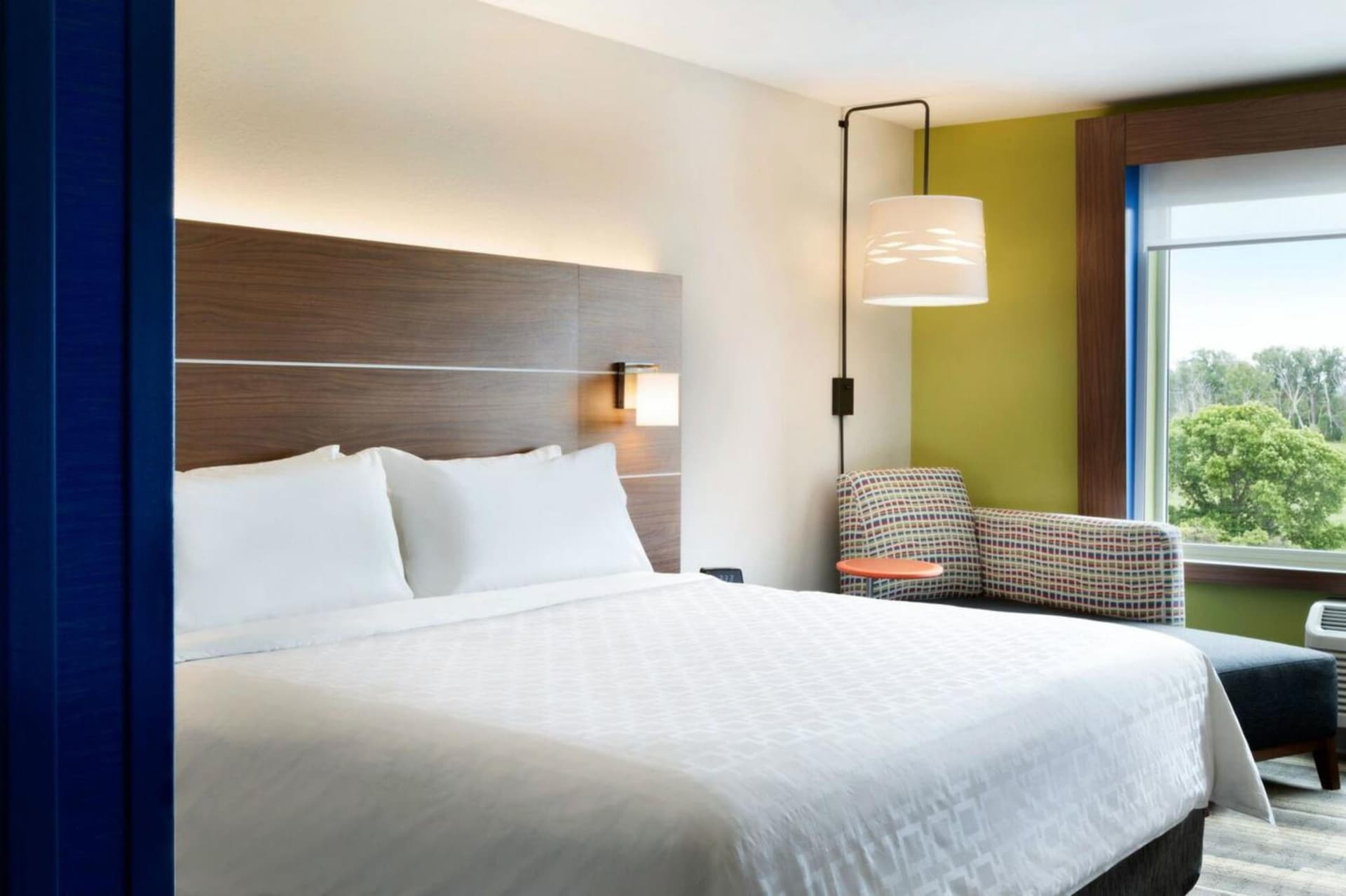 Holiday Inn Express & Suites - Fort Wayne North by IHG gallery photo in Sunnybrook Acres, IN — image 6