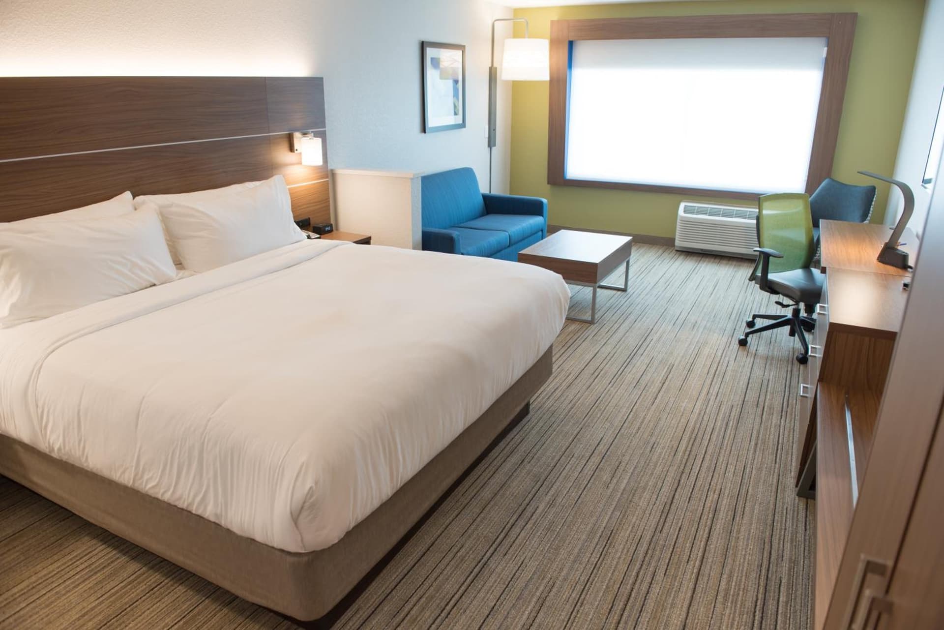Holiday Inn Express & Suites - Fort Wayne North by IHG gallery photo in Sunnybrook Acres, IN — image 21