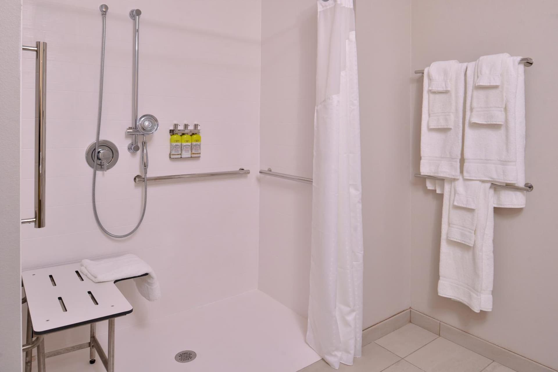 Holiday Inn Express & Suites - Olathe West by IHG gallery photo in Olathe, KS — image 38