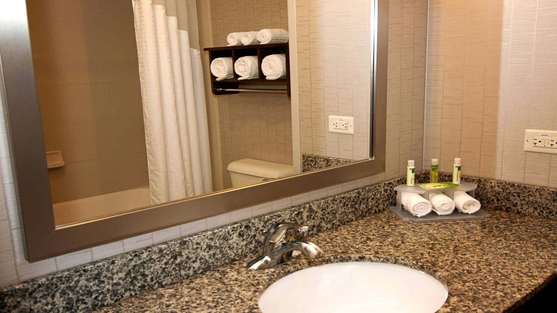 Holiday Inn Express Hotel & Suites Wichita Northeast by IHG interior in Wichita, KS — gallery photo 2