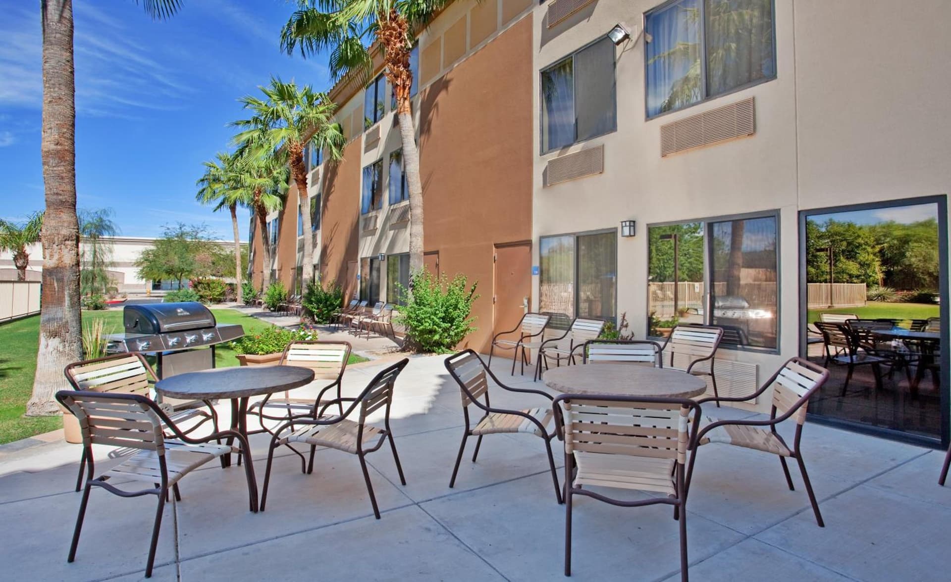 Holiday Inn Express Scottsdale North by IHG interior in Scottsdale, AZ — gallery photo 2