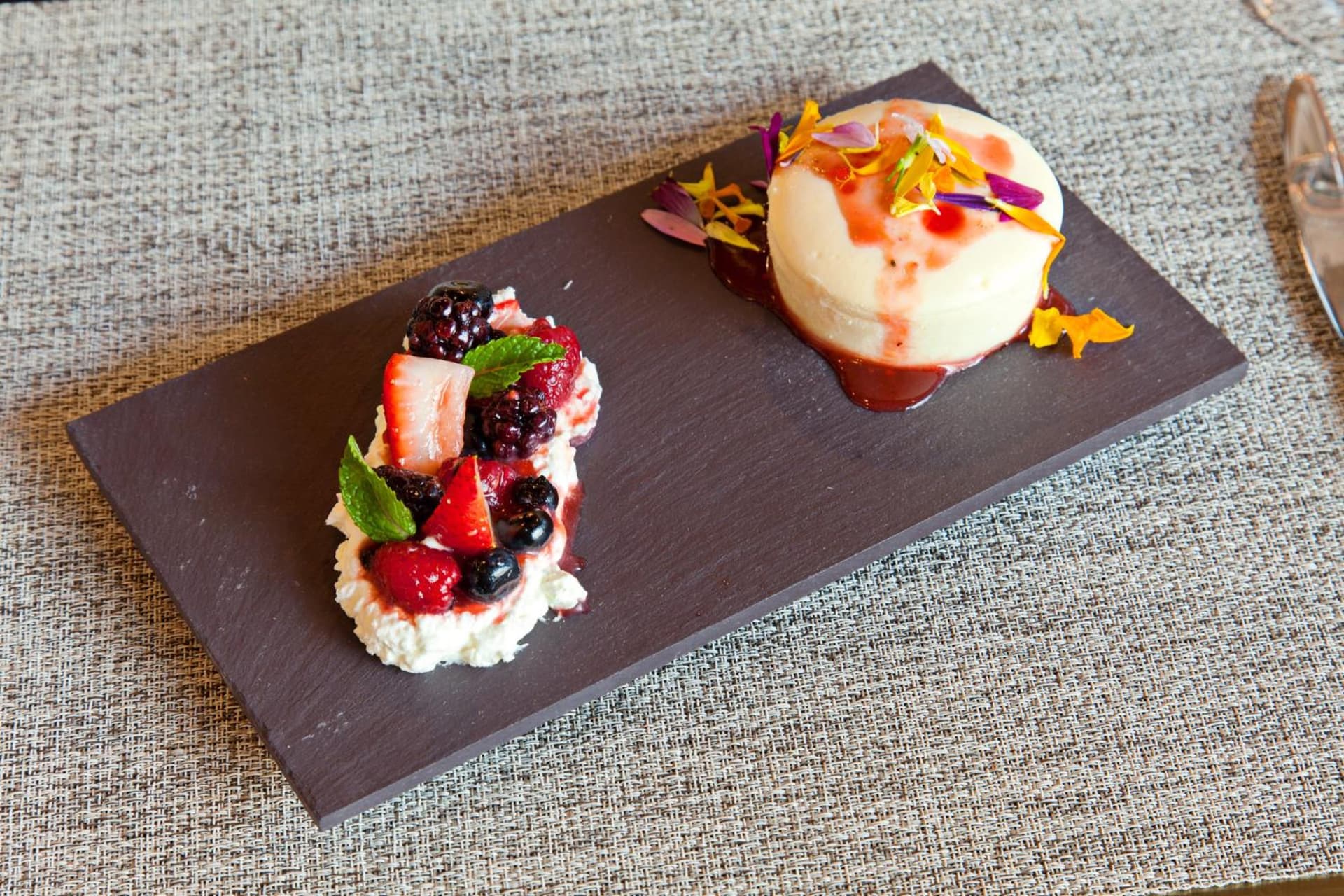 Hotel Indigo Los Angeles Downtown by IHG gallery photo in Los Angeles, CA — image 13