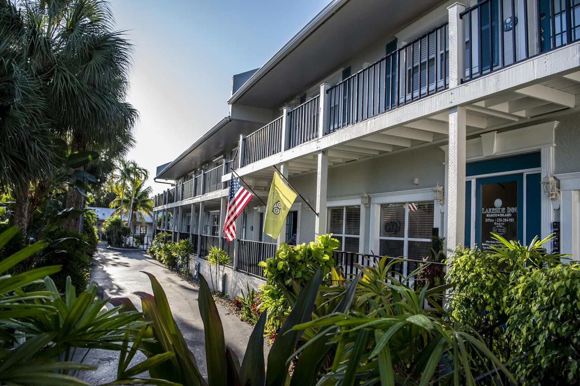 Marco Island Lakeside Inn — hotel in Marco Island, Florida