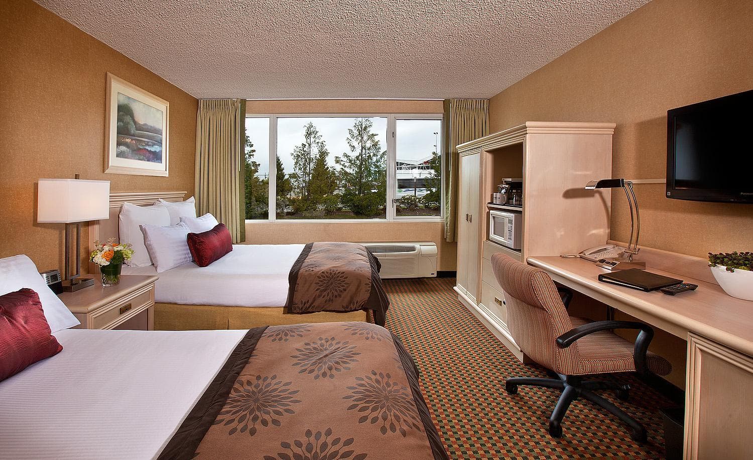 Coast Gateway Hotel interior in SeaTac, WA — gallery photo 2