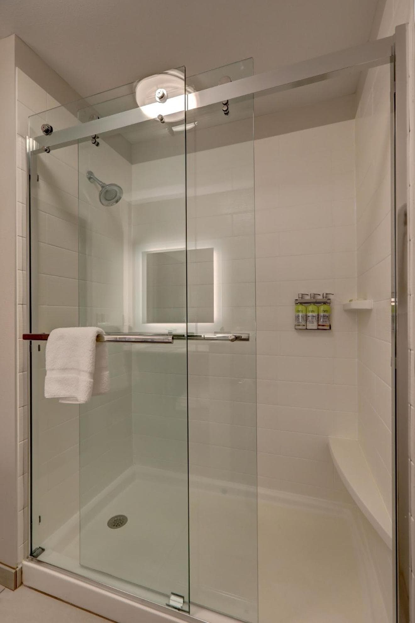 Holiday Inn Express & Suites - Auburn Downtown by IHG gallery photo in Auburn, WA — image 7