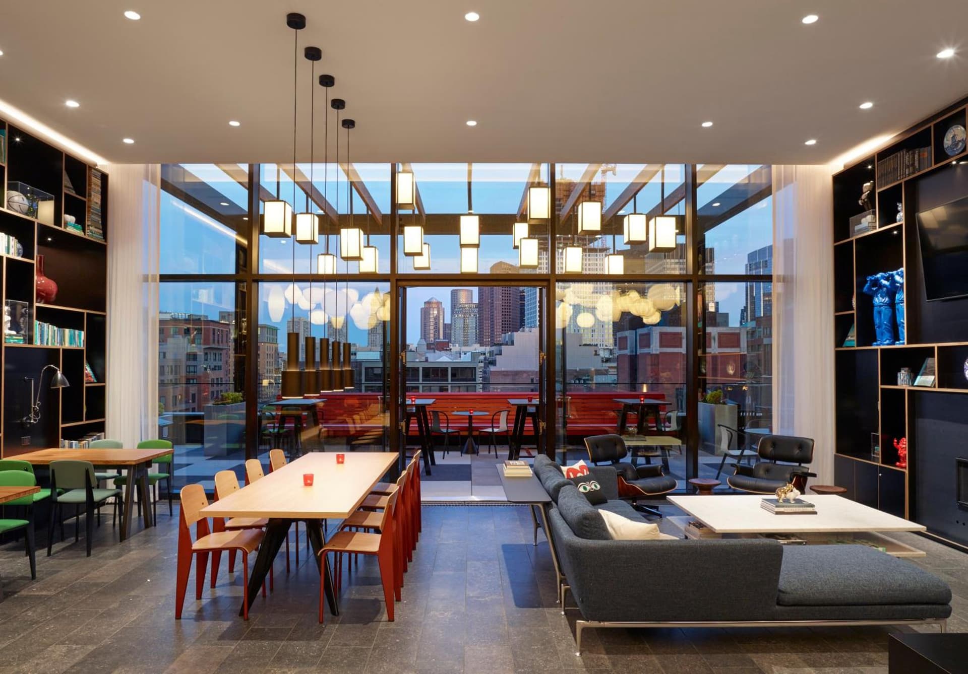 citizenM Boston North Station gallery photo in Boston, MA — image 11