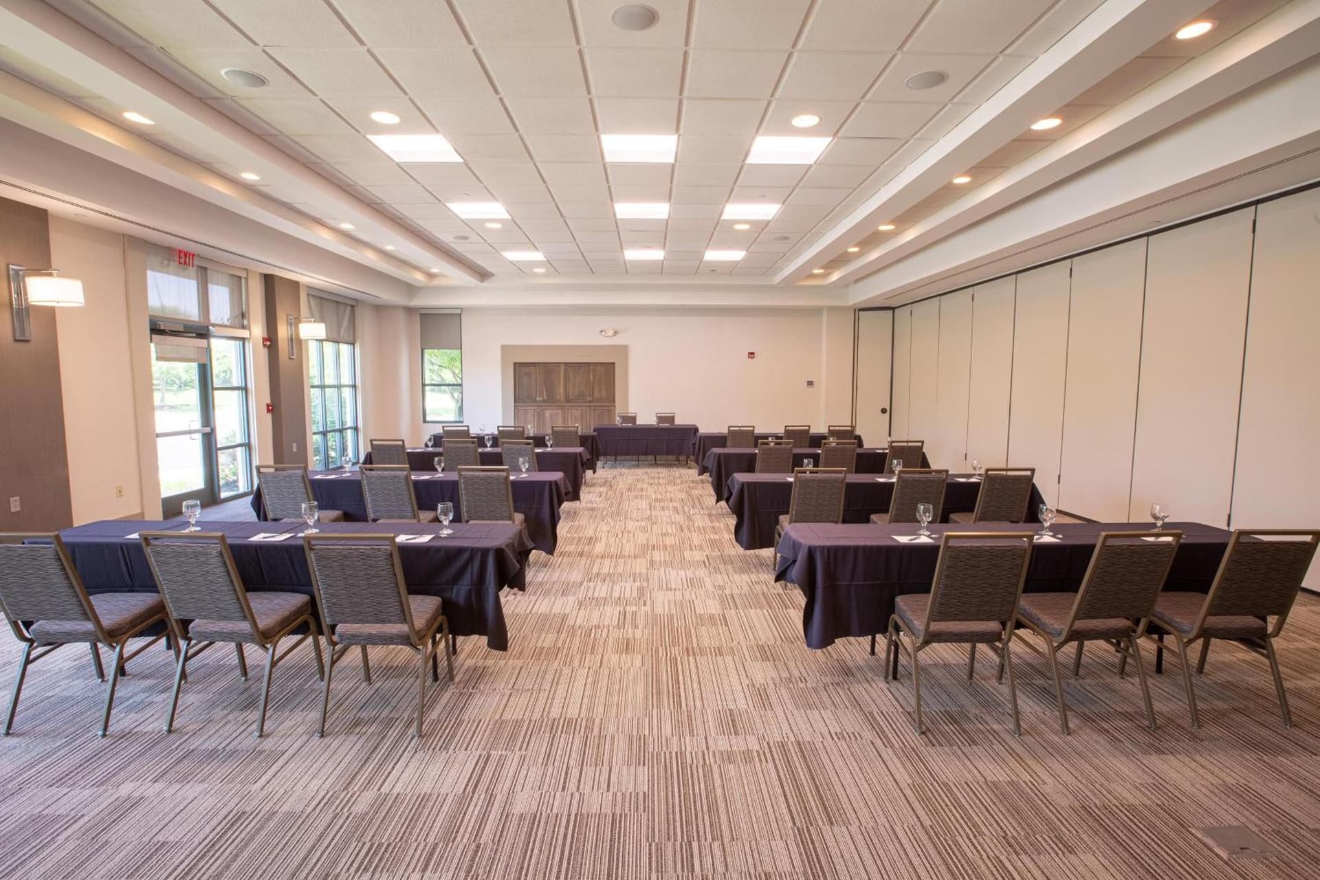 Holiday Inn - Cincinnati - Liberty Way by IHG property views in West Chester, OH — gallery photo 3