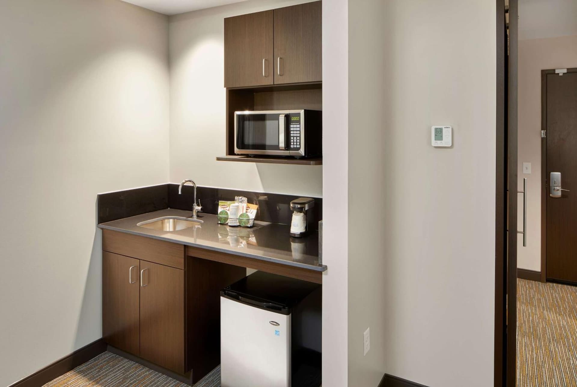 Wingate by Wyndham Hurricane WV gallery photo in Hurricane, WV — image 21