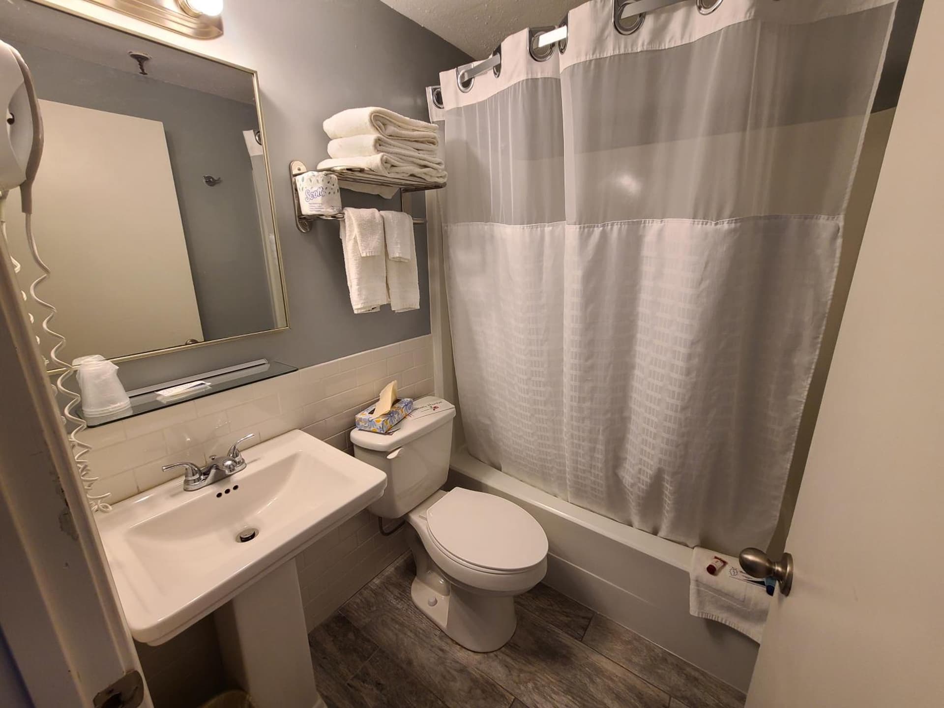 Hampton Village Inn gallery photo in Hampton, NH — image 27
