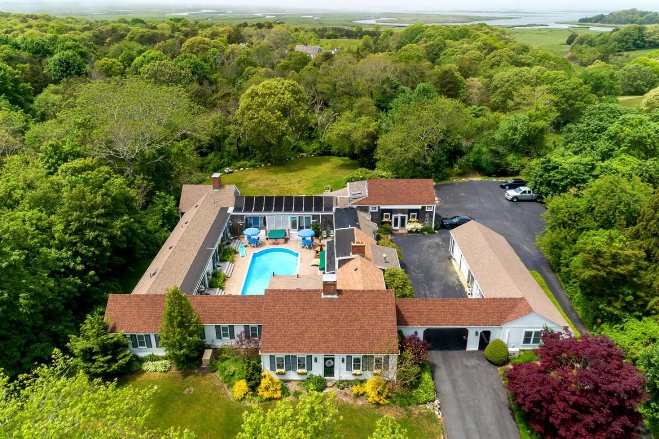Lamb and Lion Inn featured exterior or lobby in Barnstable — similar hotel