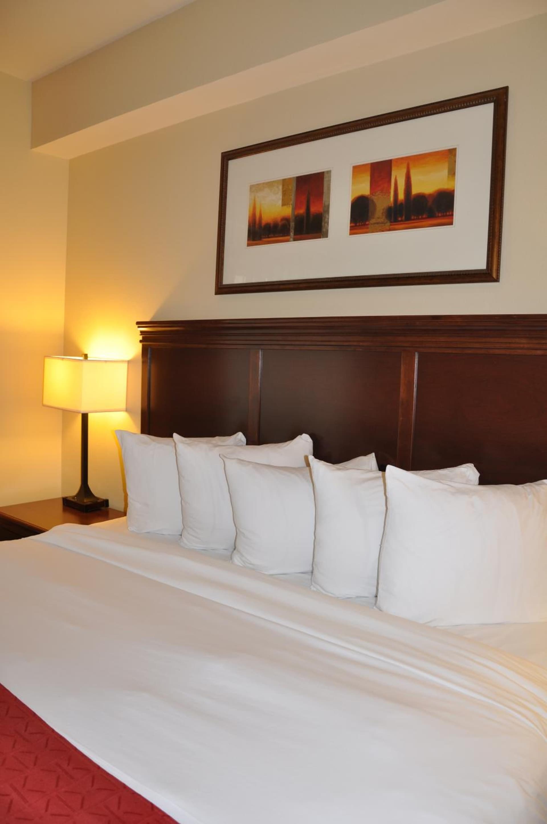 Country Inn & Suites by Radisson, Covington, LA property views in Covington, LA — gallery photo 3