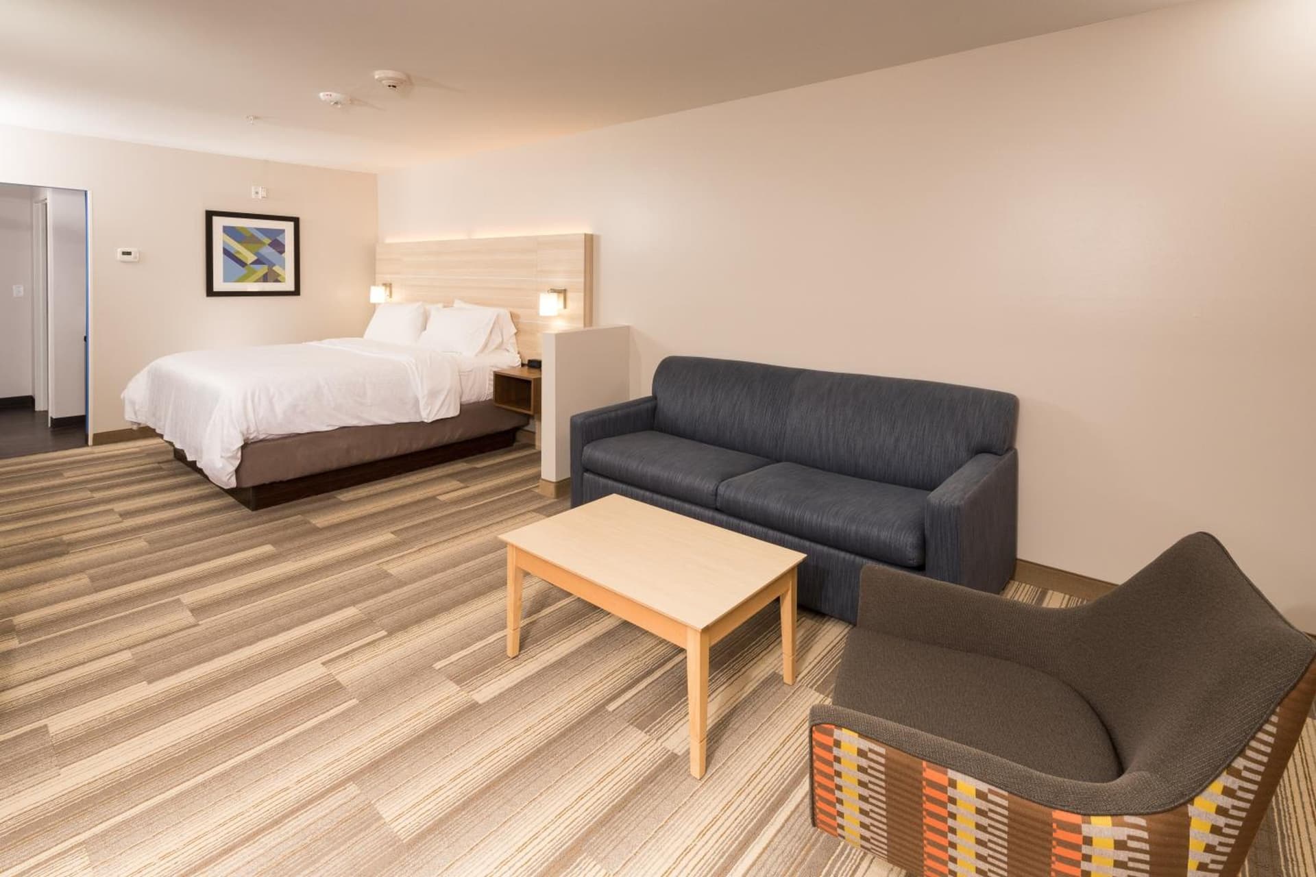 Holiday Inn Express & Suites - Auburn by IHG gallery photo in Auburn, IN — image 22