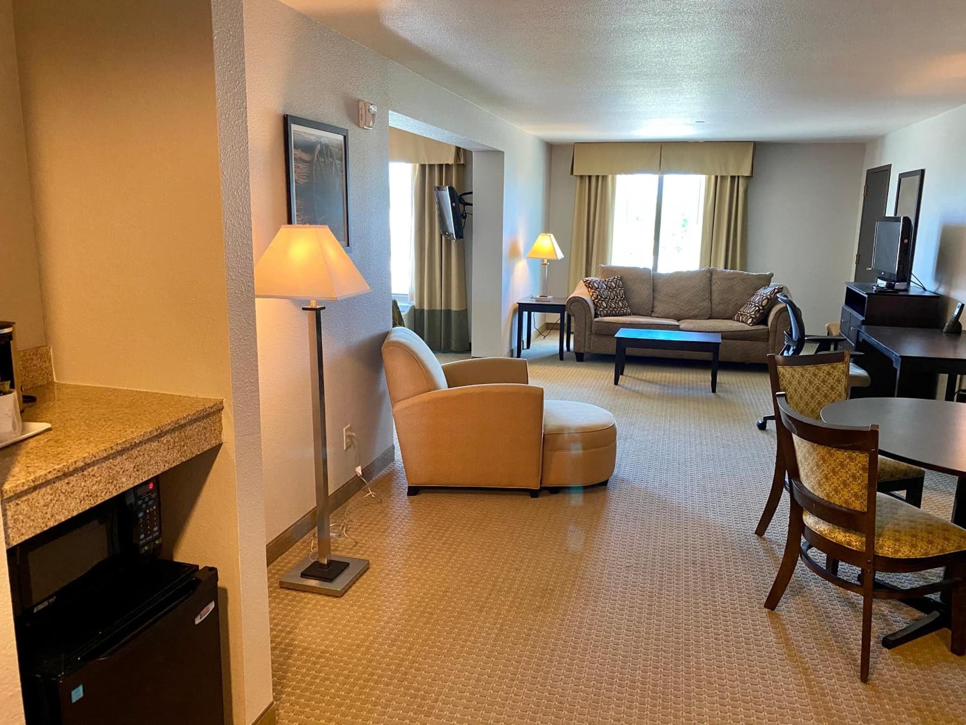 Comfort Inn & Suites Frisco East - McKinney gallery photo in Frisco, TX — image 11