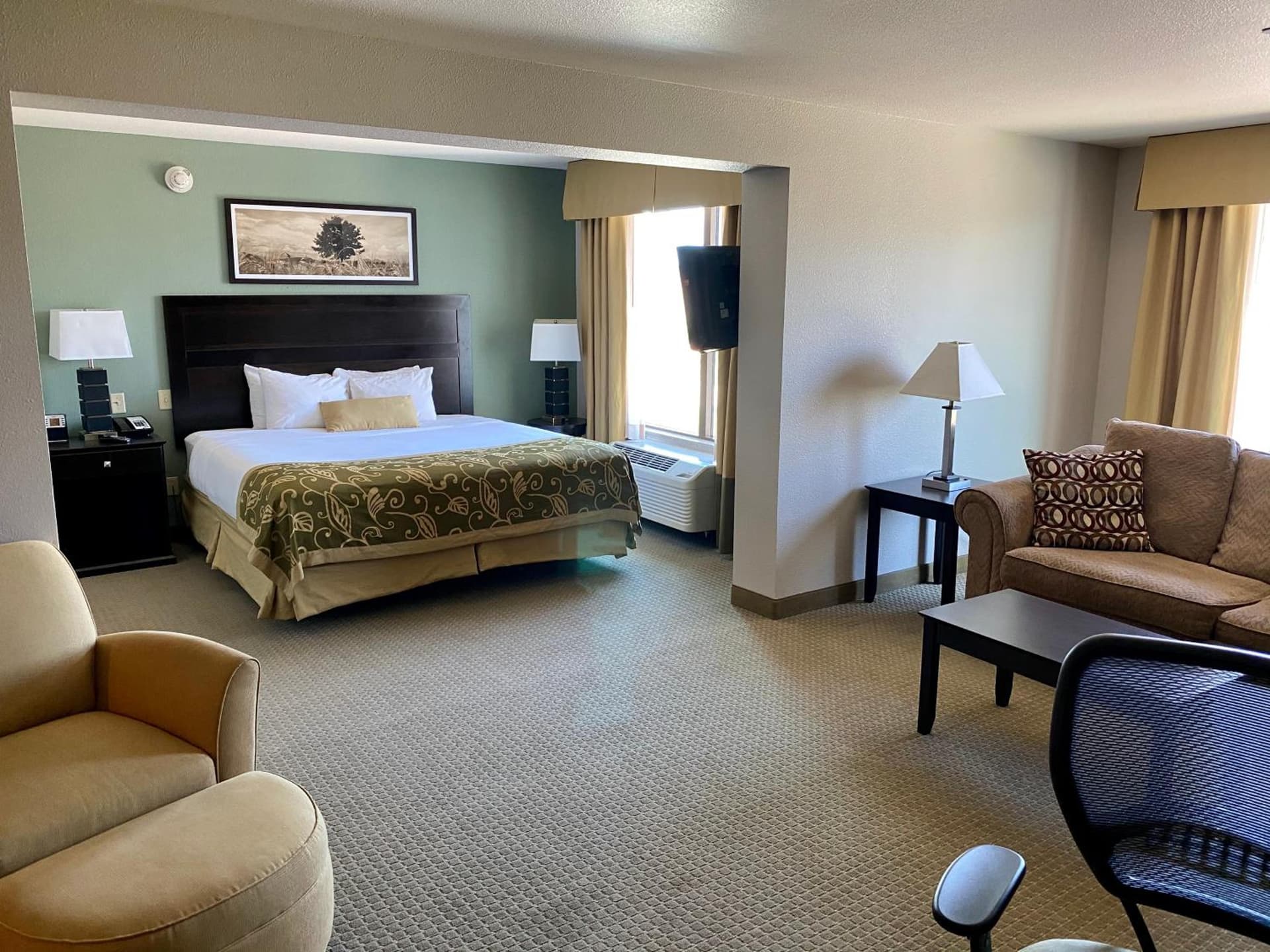 Comfort Inn & Suites Frisco East - McKinney gallery photo in Frisco, TX — image 23