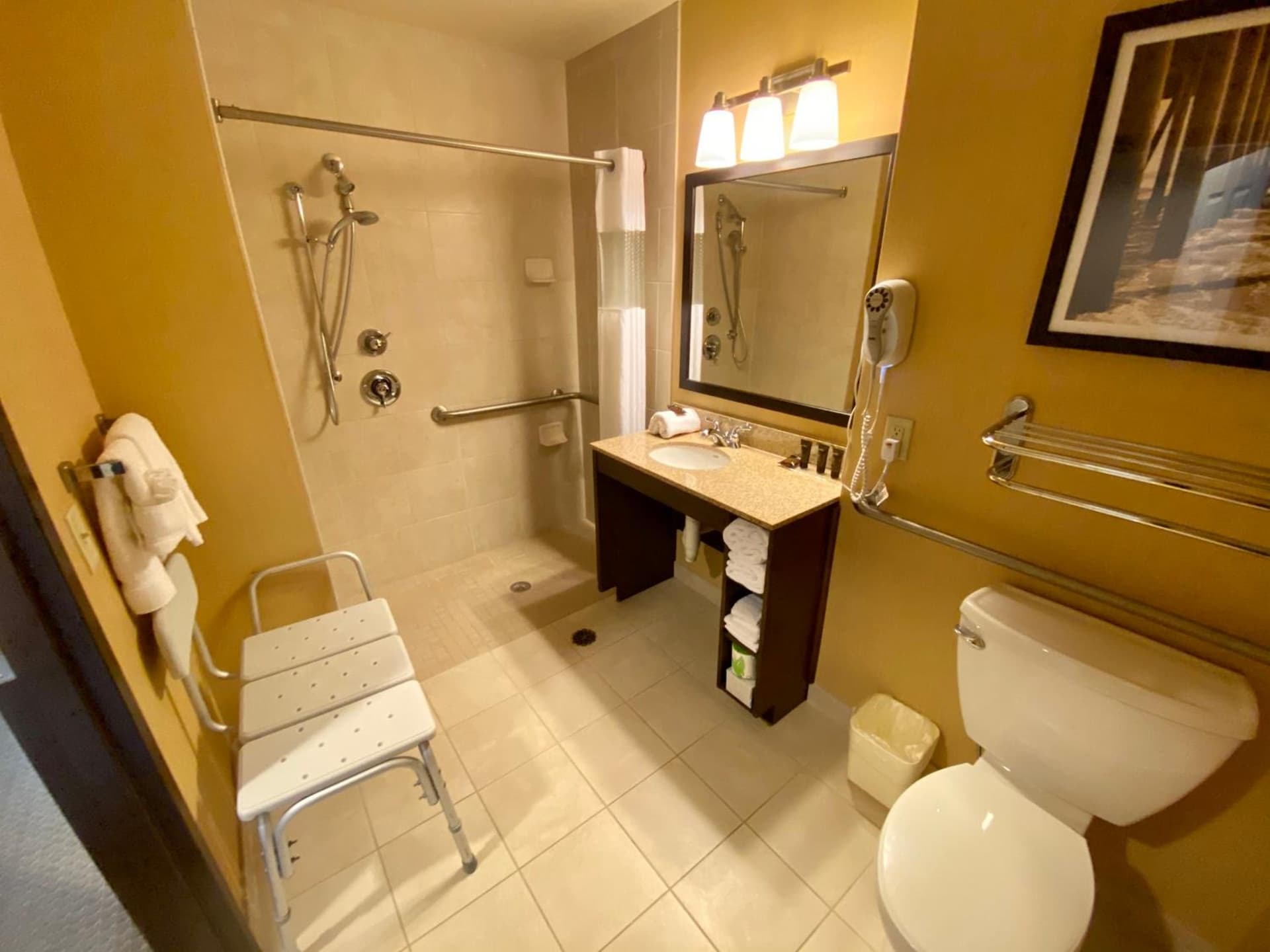 Comfort Inn & Suites Frisco East - McKinney gallery photo in Frisco, TX — image 15