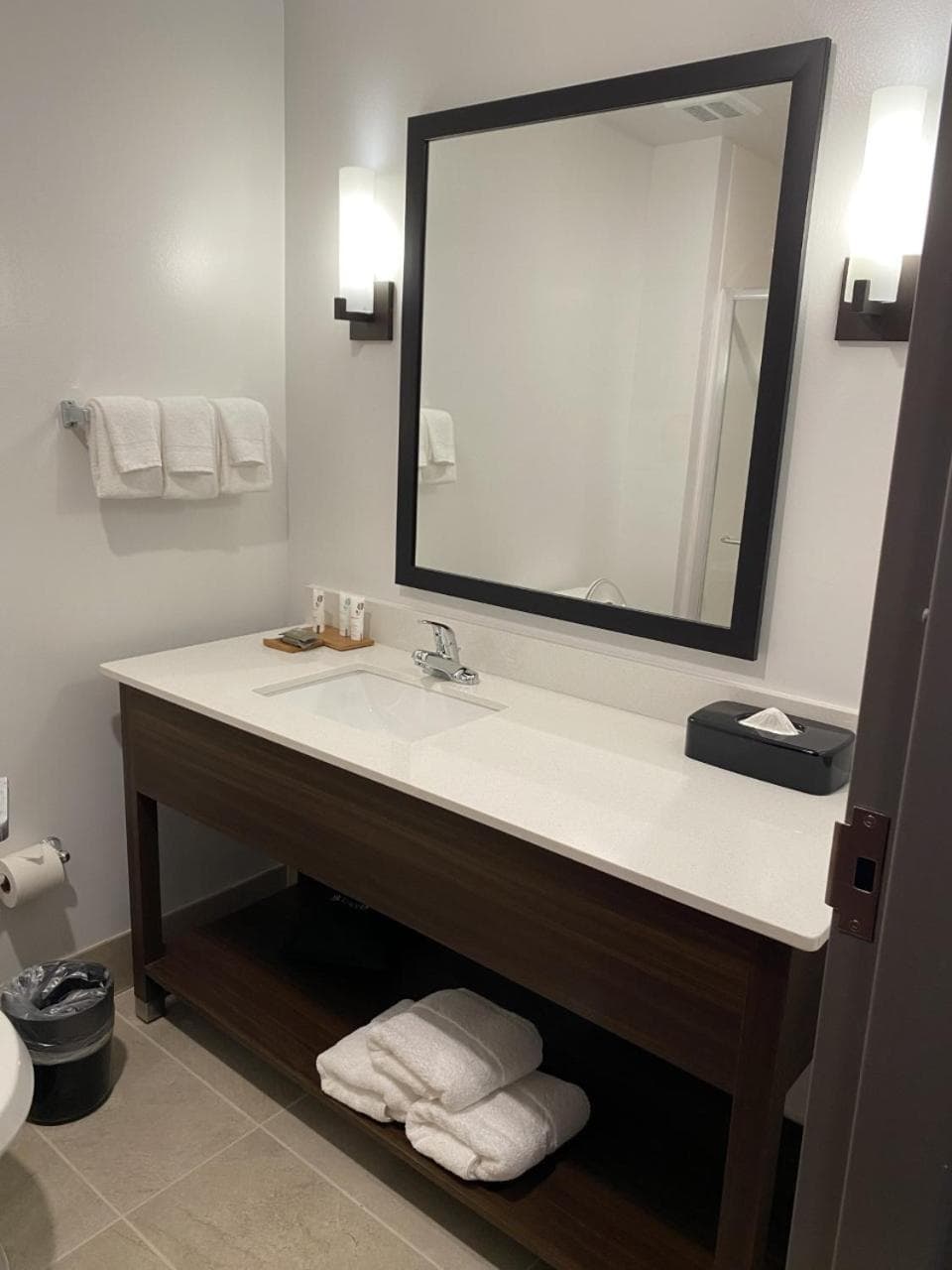 Country Inn & Suites by Radisson, Greensboro, NC gallery photo in Greensboro, NC — image 34