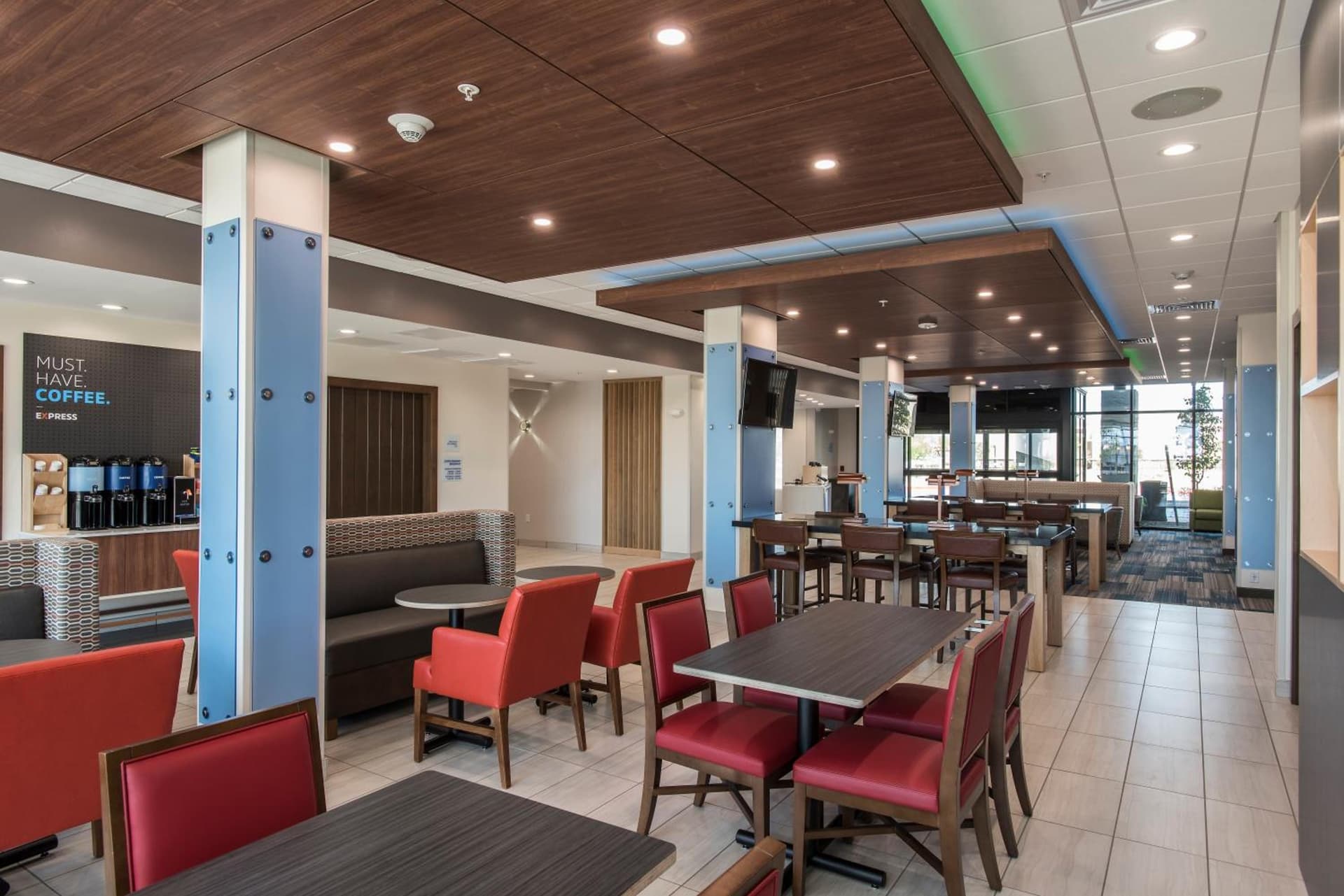 Holiday Inn Express & Suites - Phoenix North - Happy Valley by IHG gallery photo in Phoenix, AZ — image 42