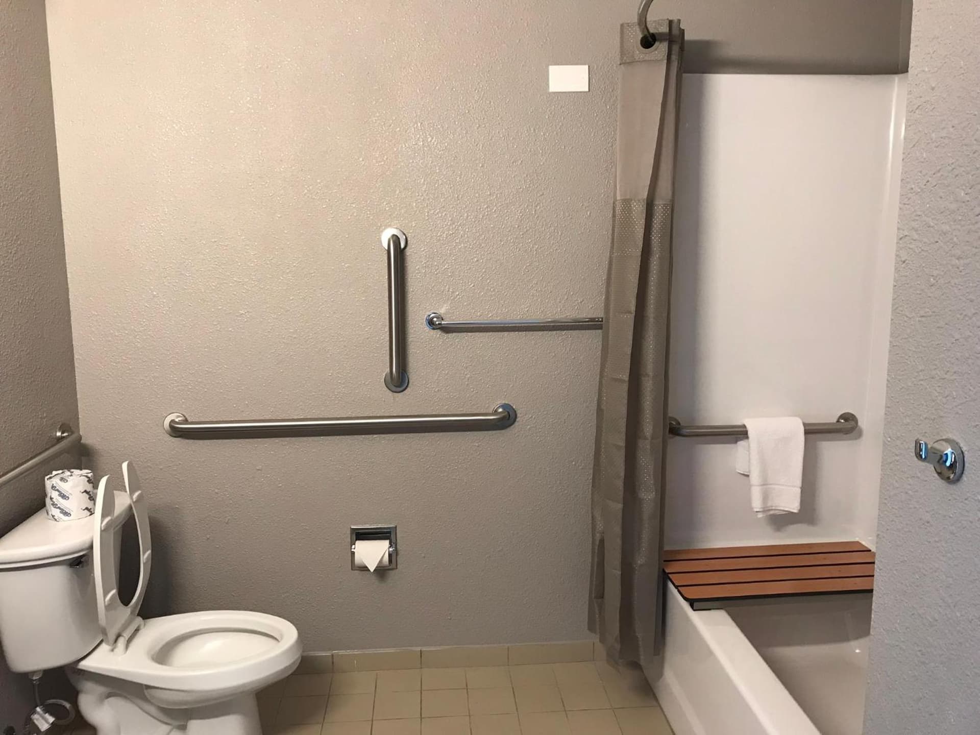 Motel 6-Fort Wayne, IN property views in Fort Wayne, IN — gallery photo 3