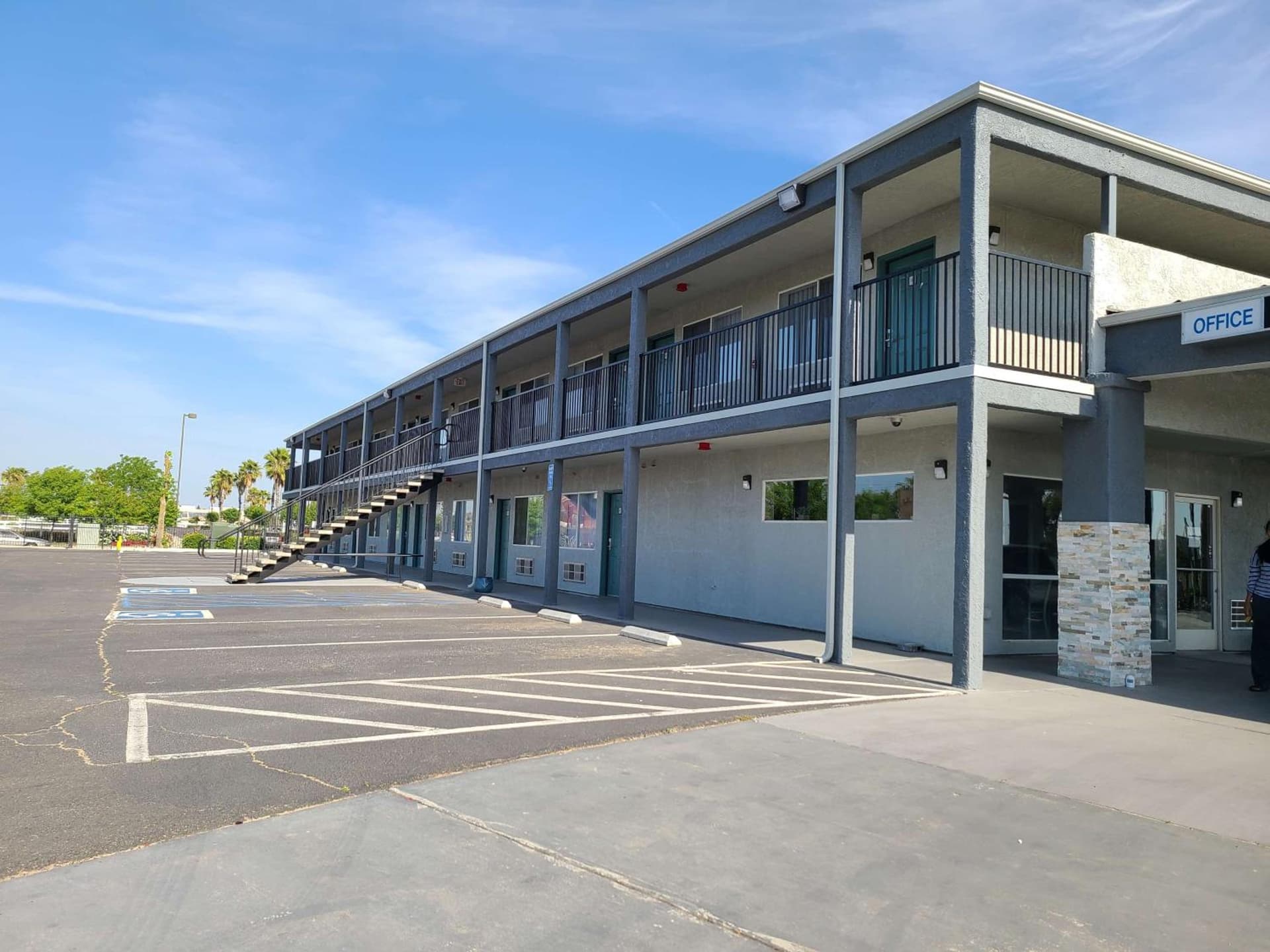 SureStay Hotel by Best Western Chowchilla Yosemite interior in Chowchilla, CA — gallery photo 2