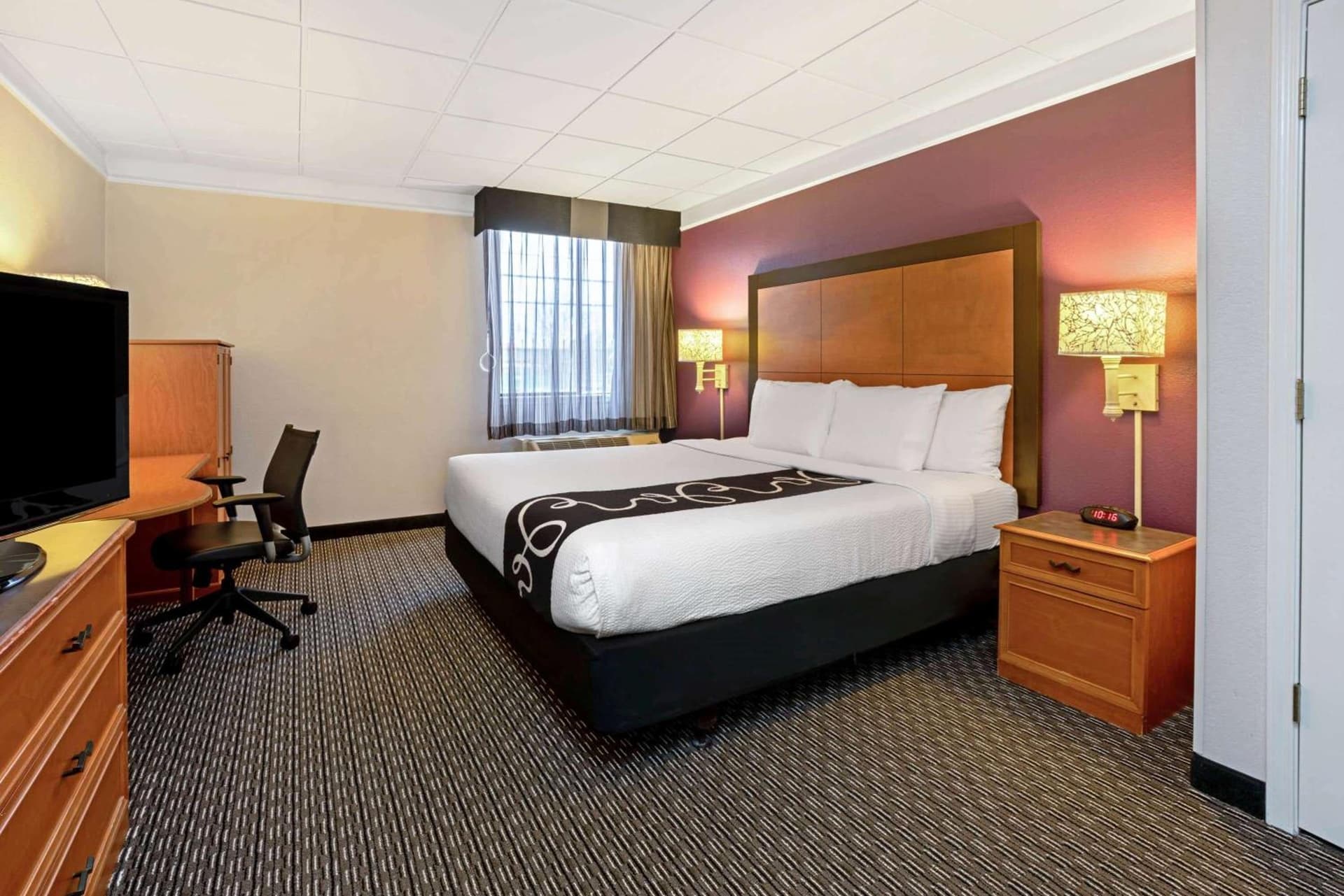 La Quinta by Wyndham Tacoma - Seattle gallery photo in Tacoma, WA — image 9