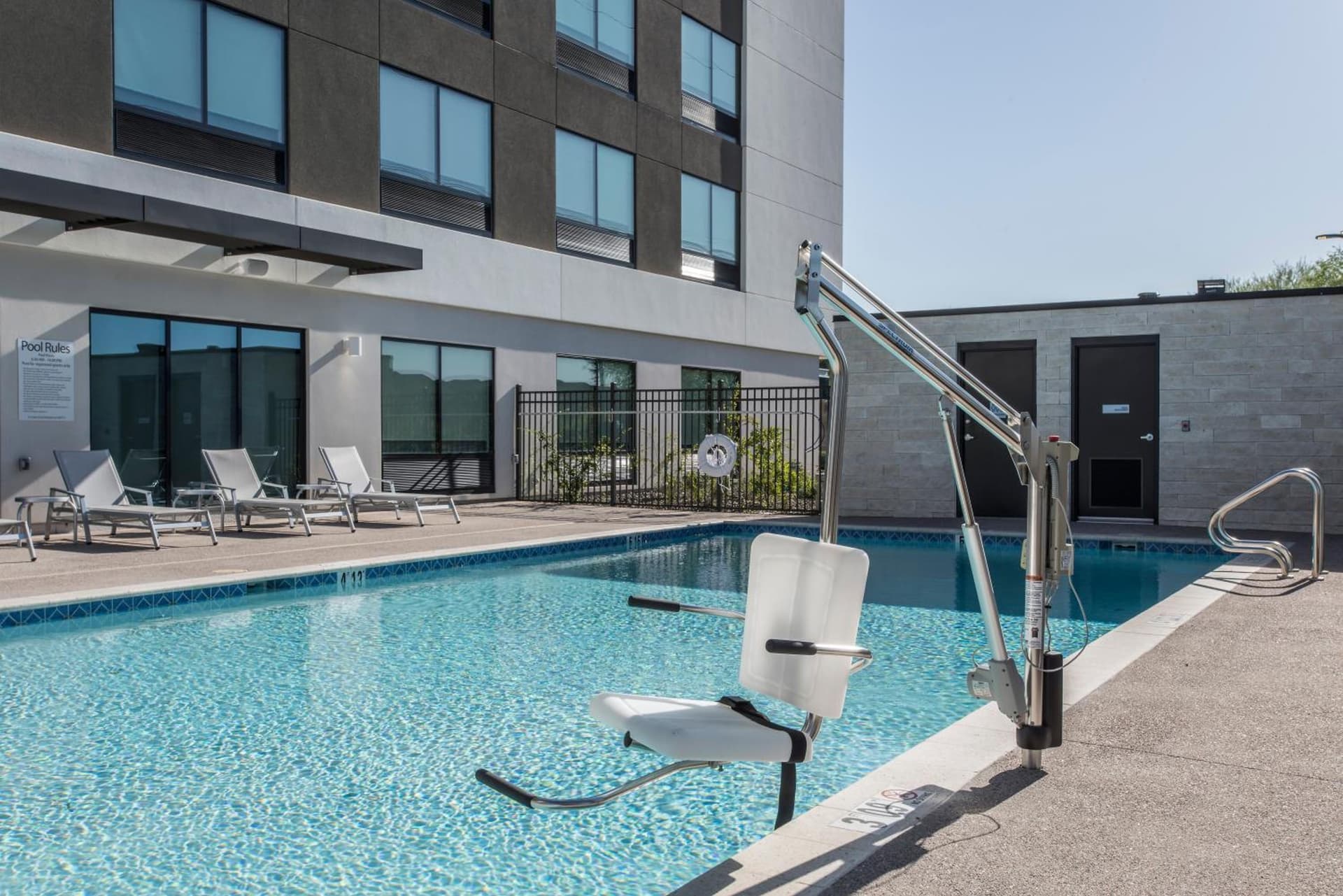 Holiday Inn Express & Suites - Phoenix North - Happy Valley by IHG gallery photo in Phoenix, AZ — image 37