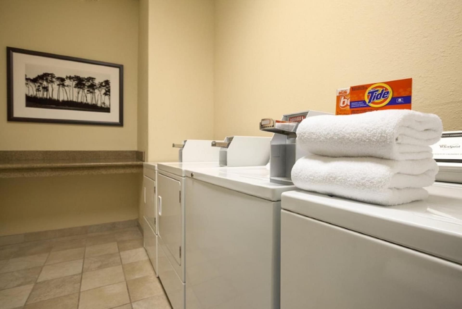 Country Inn & Suites by Radisson, Oklahoma City - Bricktown, OK gallery photo in Oklahoma City, OK — image 7