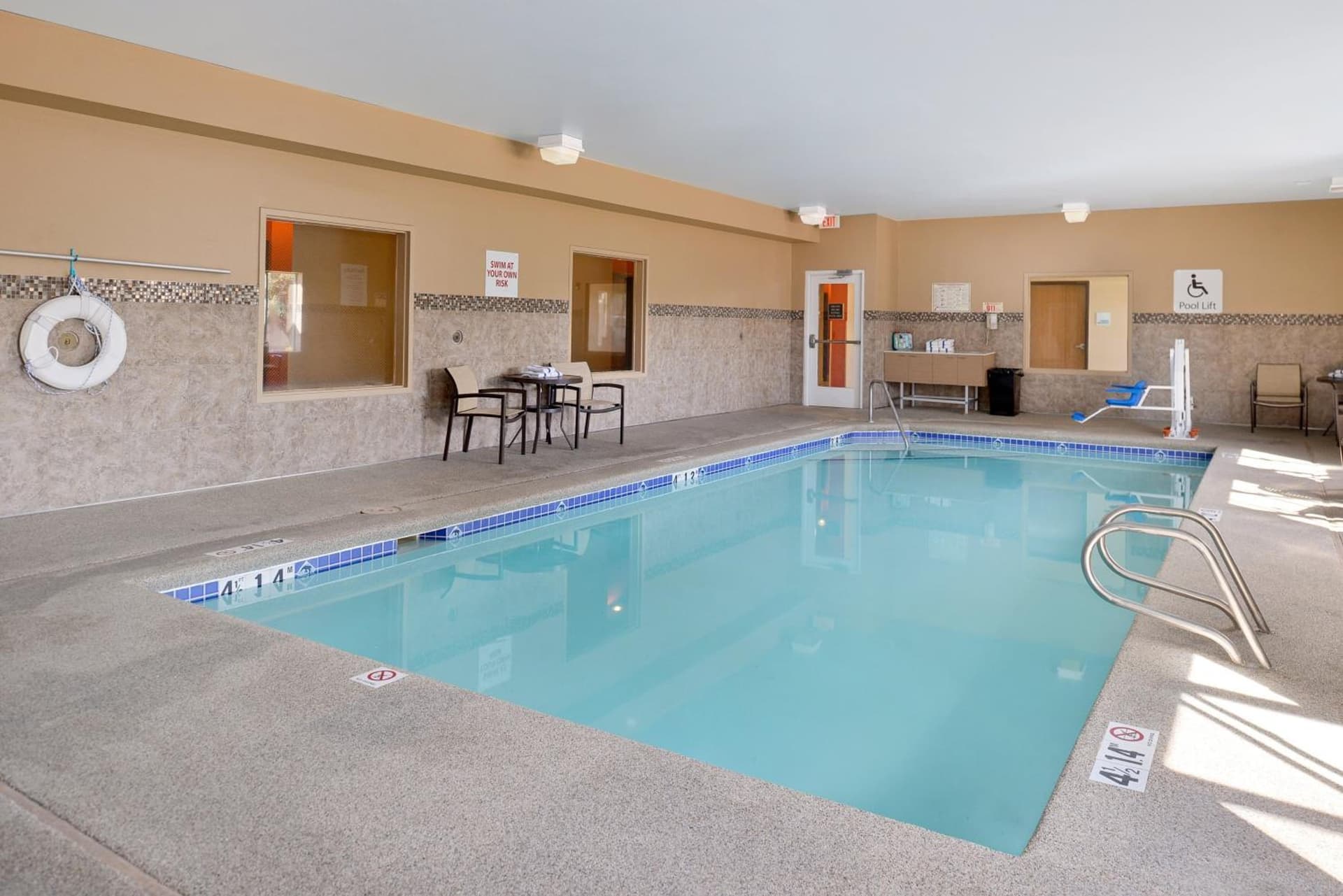 Holiday Inn Express Albuquerque N - Bernalillo by IHG gallery photo in Bernalillo, NM — image 9