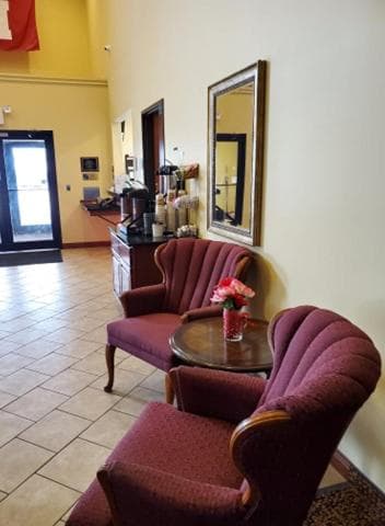 The Edgewood Hotel and Suites property views in Fairbury, NE — gallery photo 3