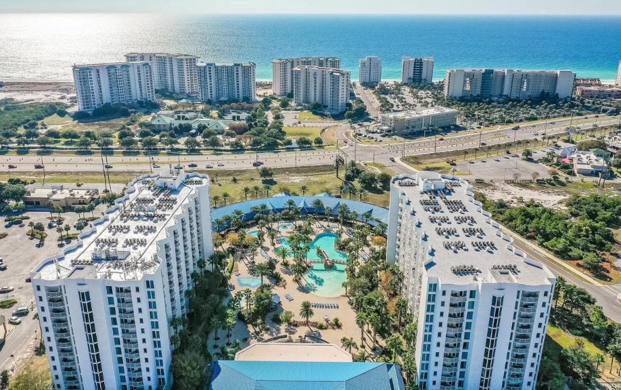 1215 A Slice of Heaven - Destin! Pool View! featured exterior or lobby in Destin, FL — similar hotel
