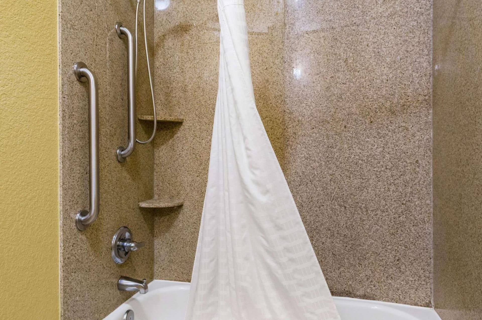 Quality Inn & Suites Slidell gallery photo in Slidell, LA — image 41