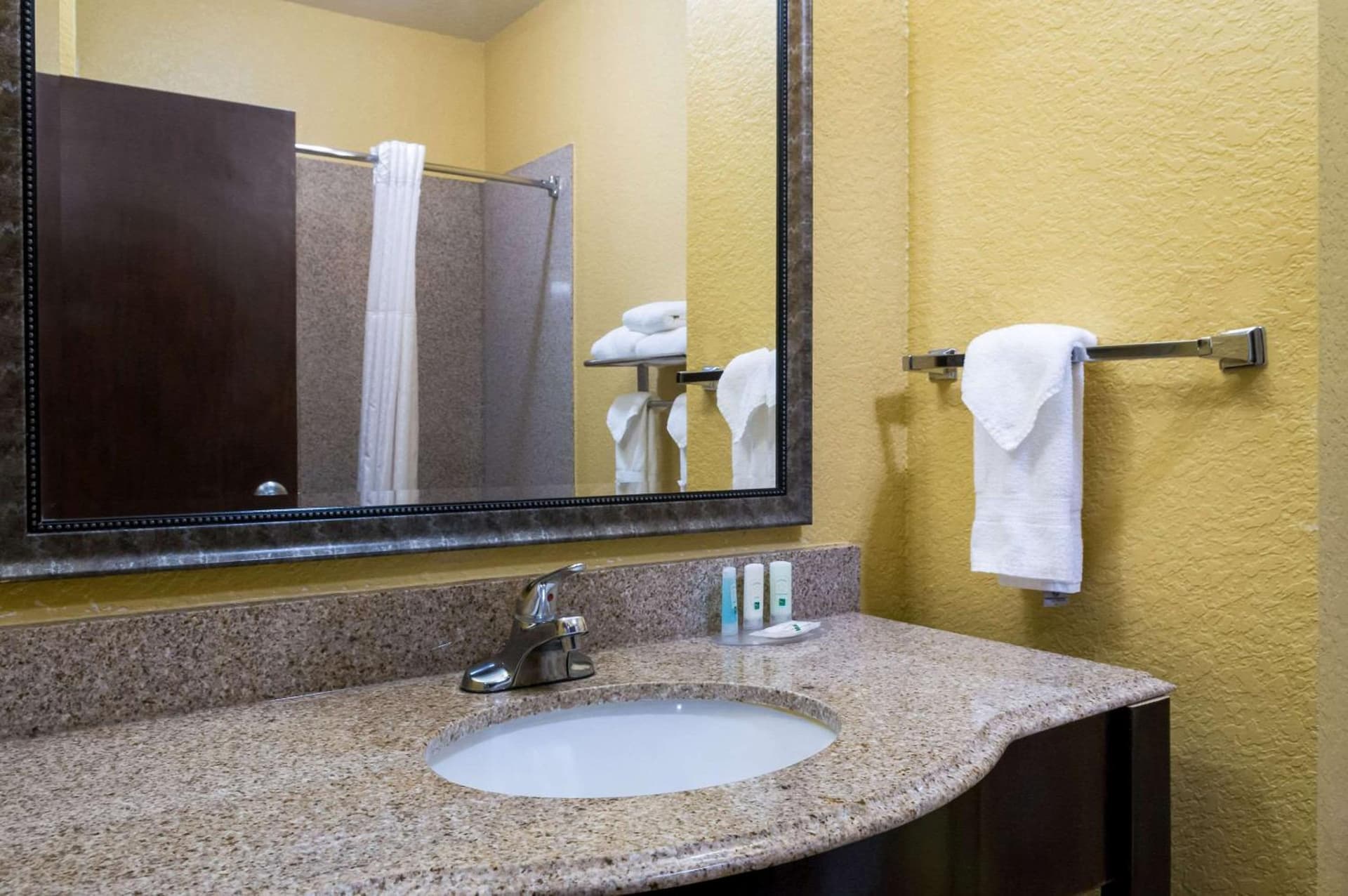 Quality Inn & Suites Slidell gallery photo in Slidell, LA — image 20