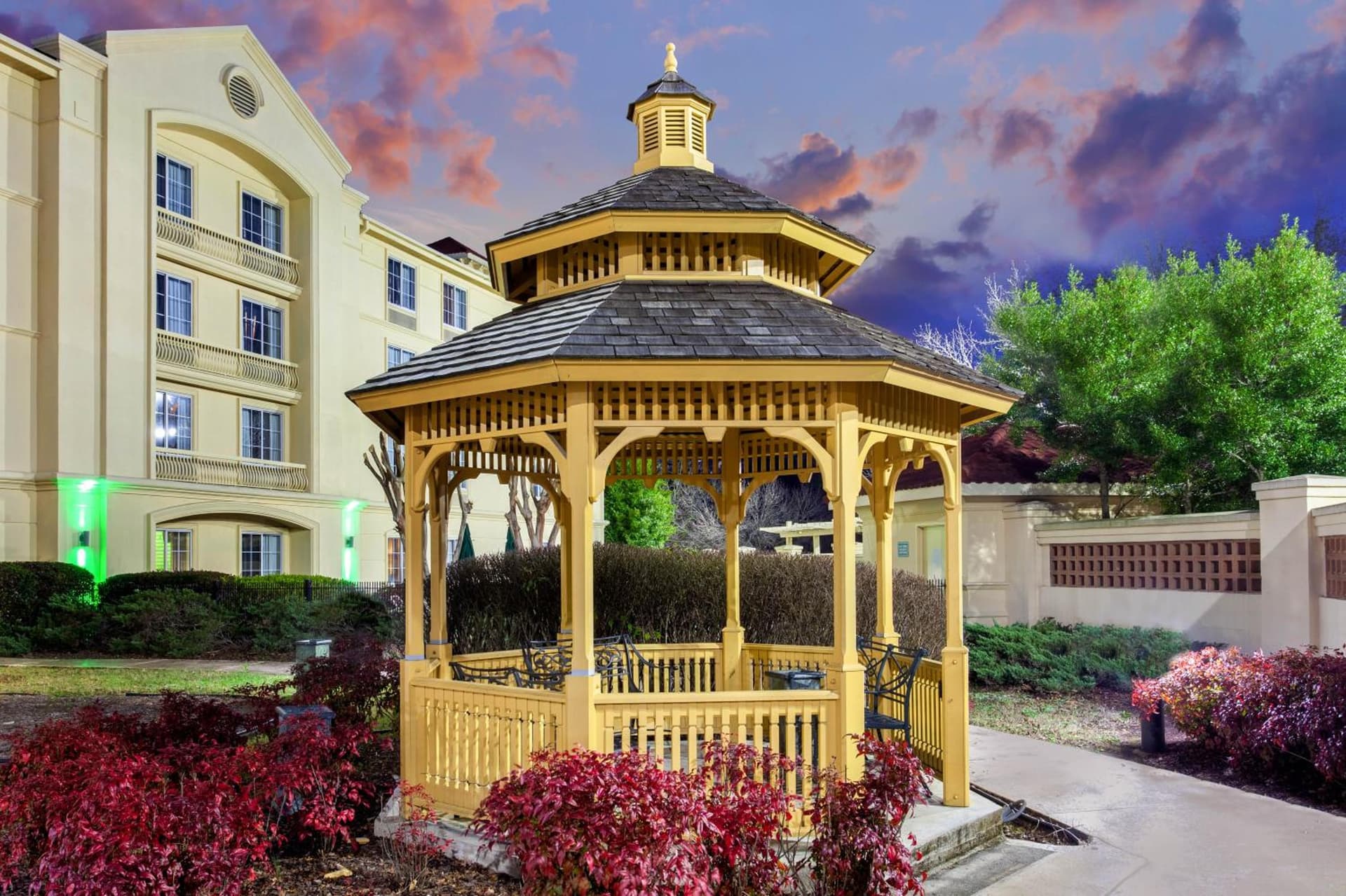 La Quinta by Wyndham Birmingham Hoover gallery photo in Hoover, AL — image 33