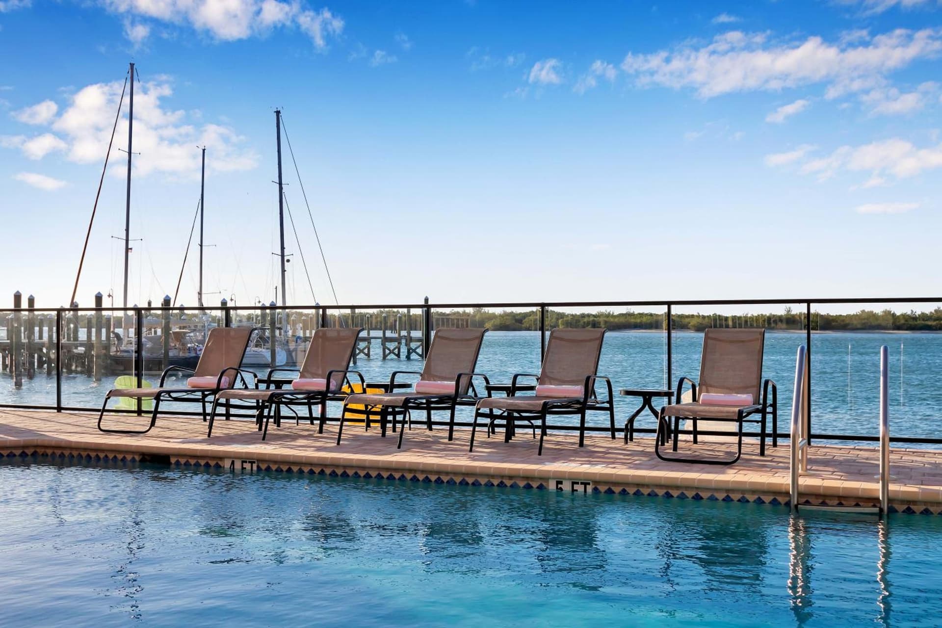 Hutchinson Island Hotel gallery photo in Fort Pierce, FL — image 17