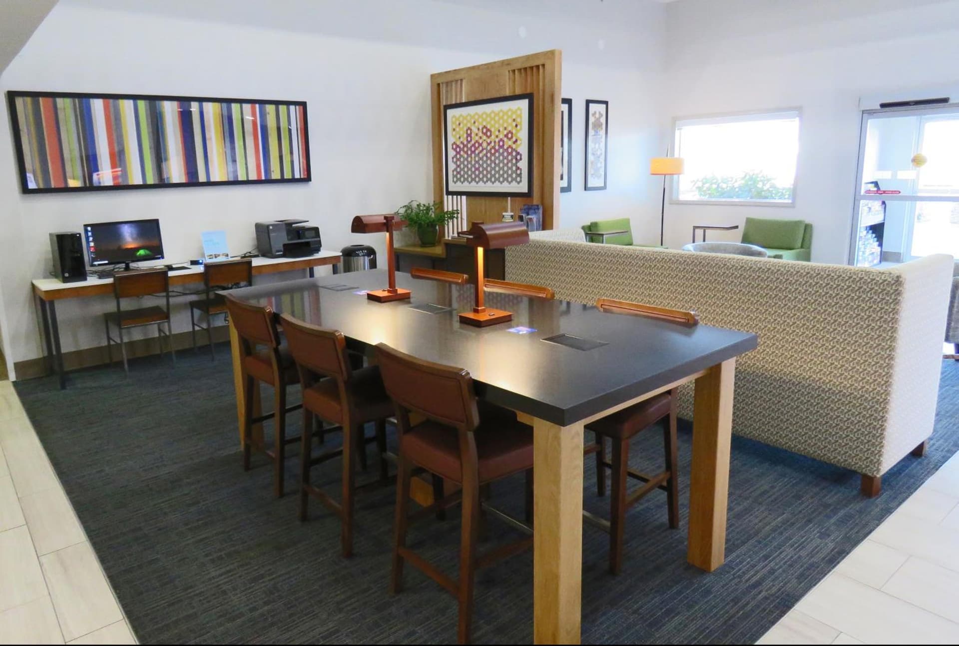 Holiday Inn Express Hotels & Suites Burlington by IHG gallery photo in Burlington, WA — image 24