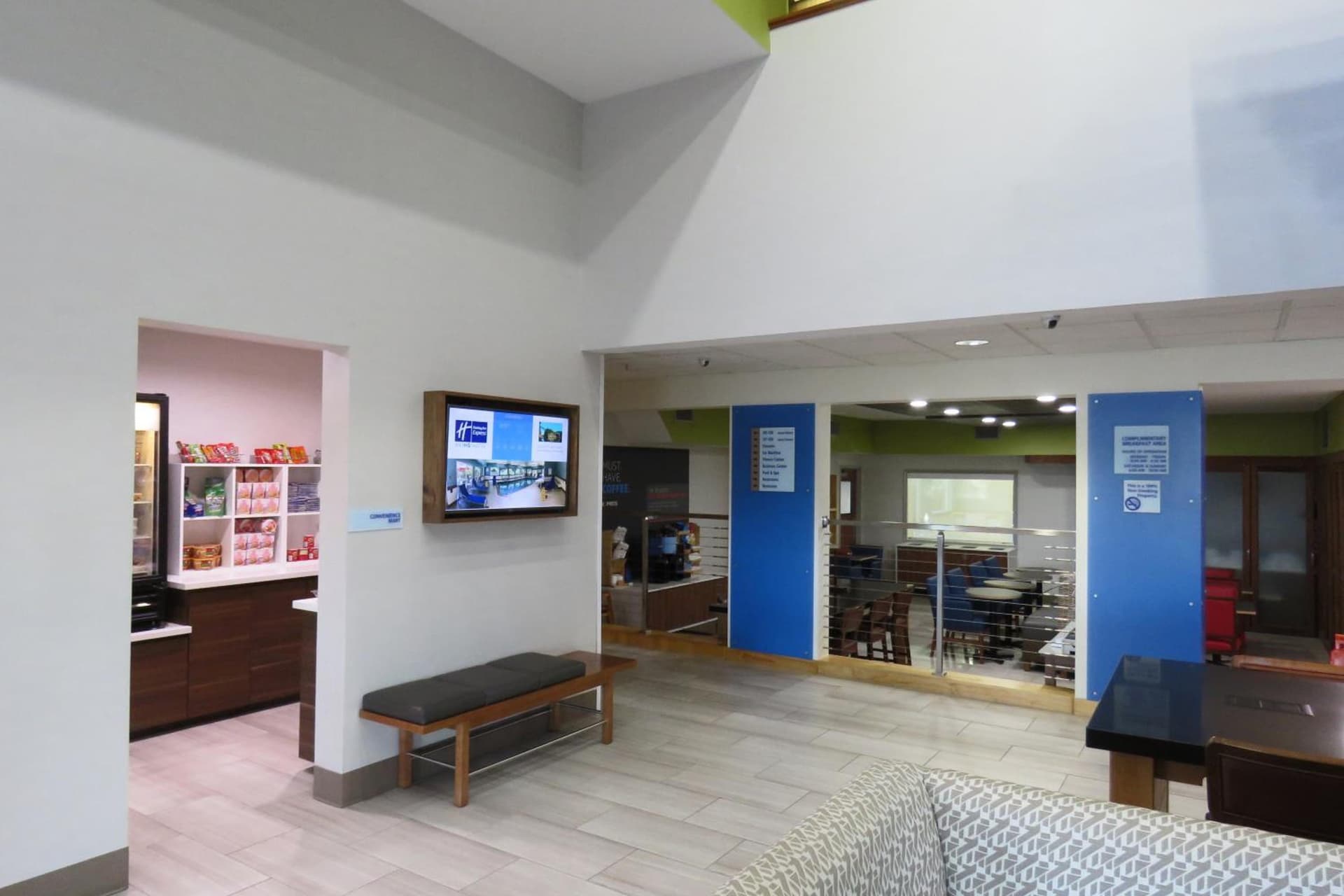 Holiday Inn Express Hotels & Suites Burlington by IHG gallery photo in Burlington, WA — image 23