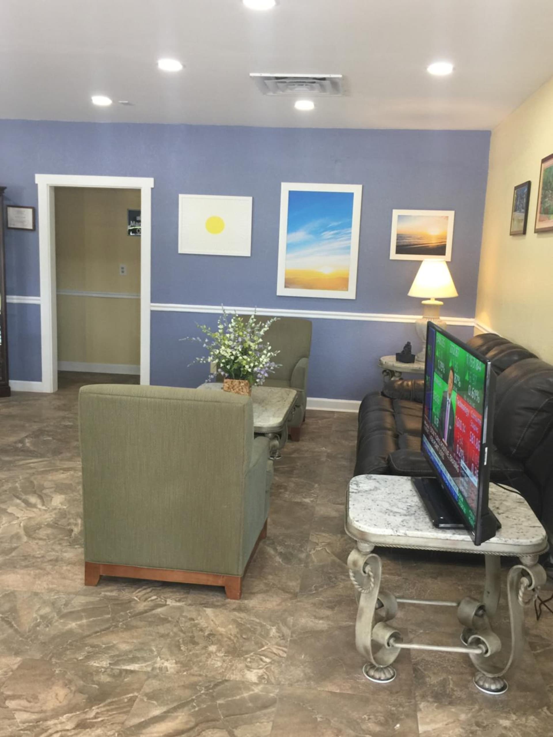 Days Inn by Wyndham St Augustine I-95-Outlet Mall interior in St. Augustine, FL — gallery photo 2