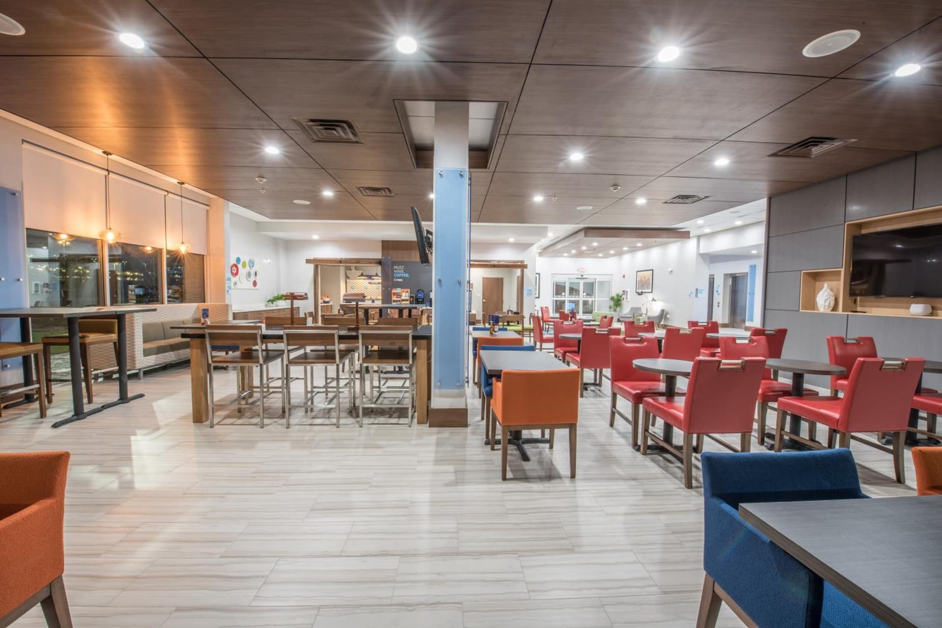 Holiday Inn Express & Suites - Houston Westchase - Westheimer by IHG gallery photo in Houston, TX — image 8