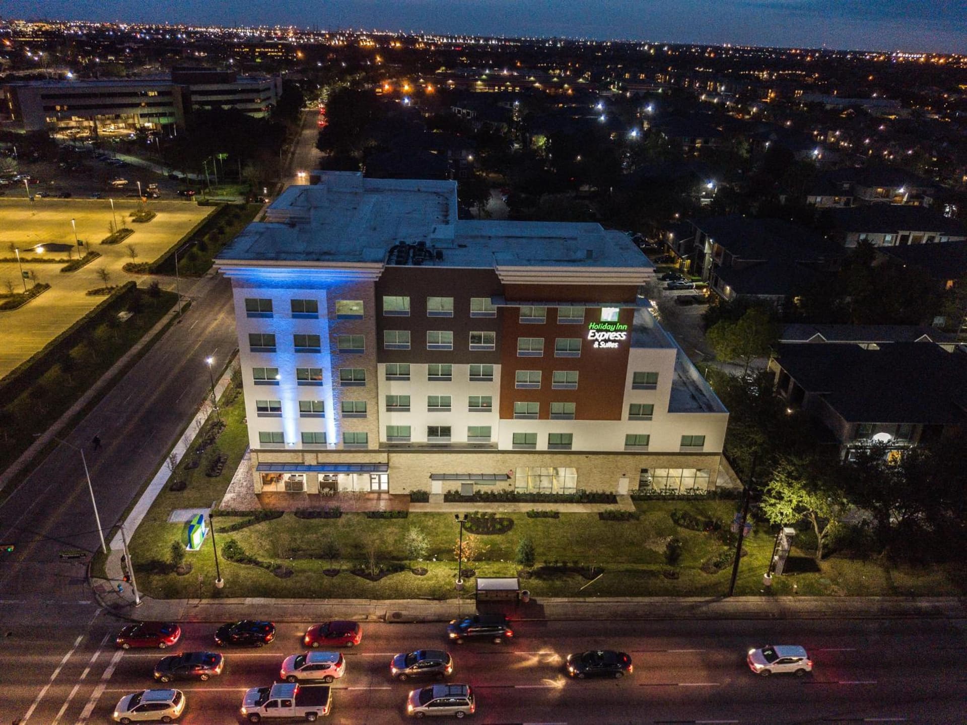 Holiday Inn Express & Suites - Houston Westchase - Westheimer by IHG interior in Houston, TX — gallery photo 2