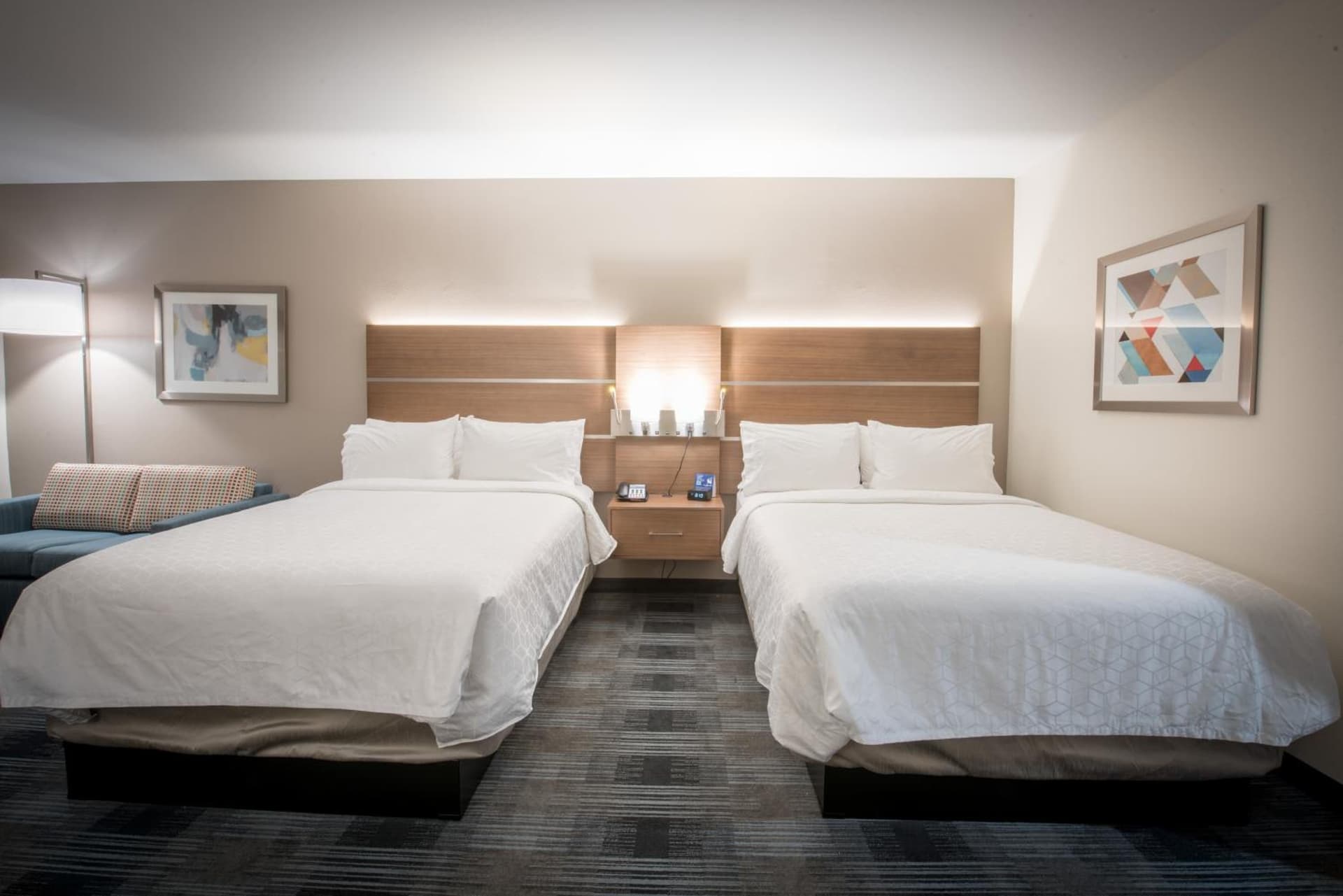 Holiday Inn Express & Suites - Houston Westchase - Westheimer by IHG gallery photo in Houston, TX — image 16