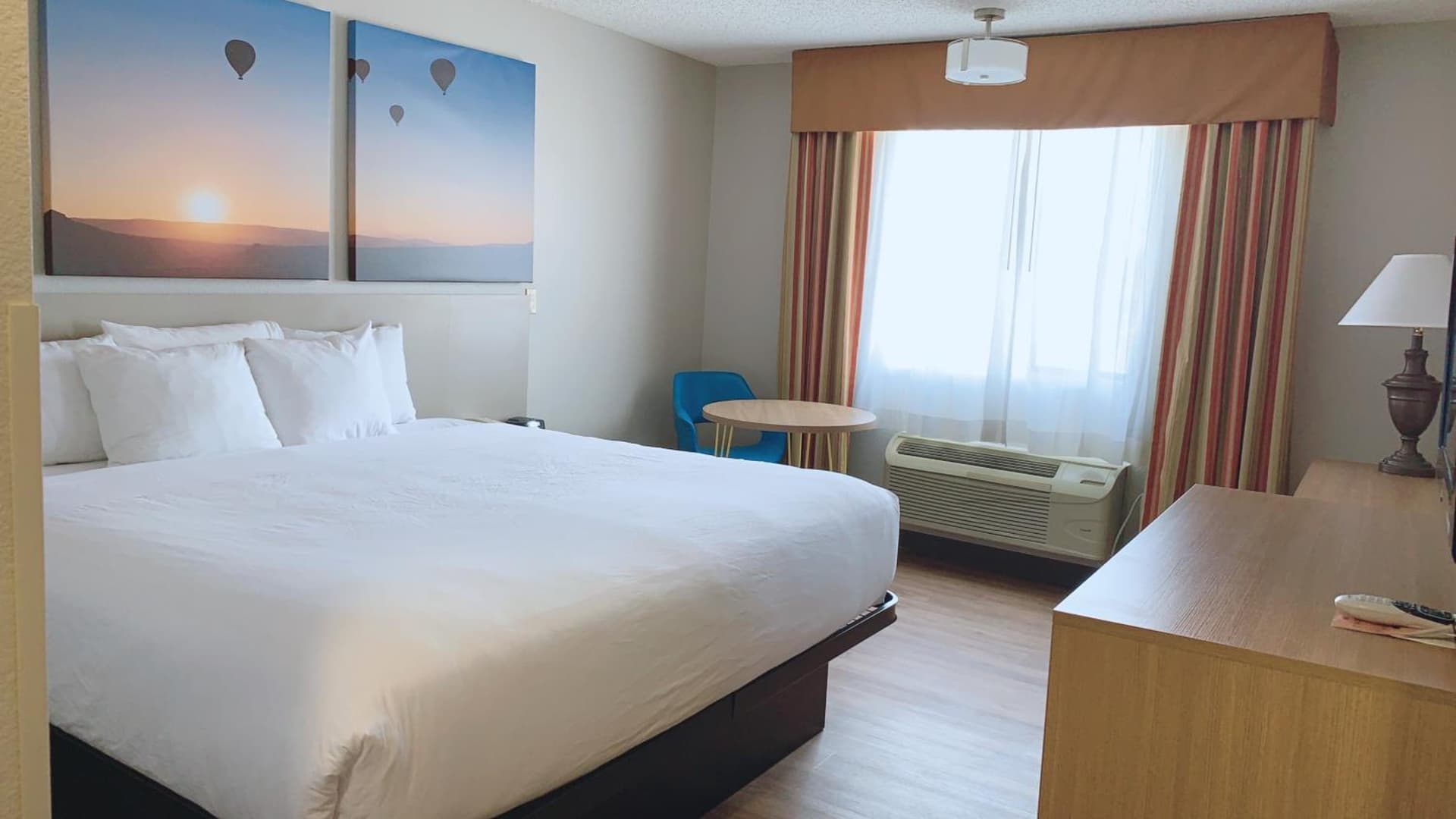 Days Inn by Wyndham Bernalillo gallery photo in Bernalillo, NM — image 31