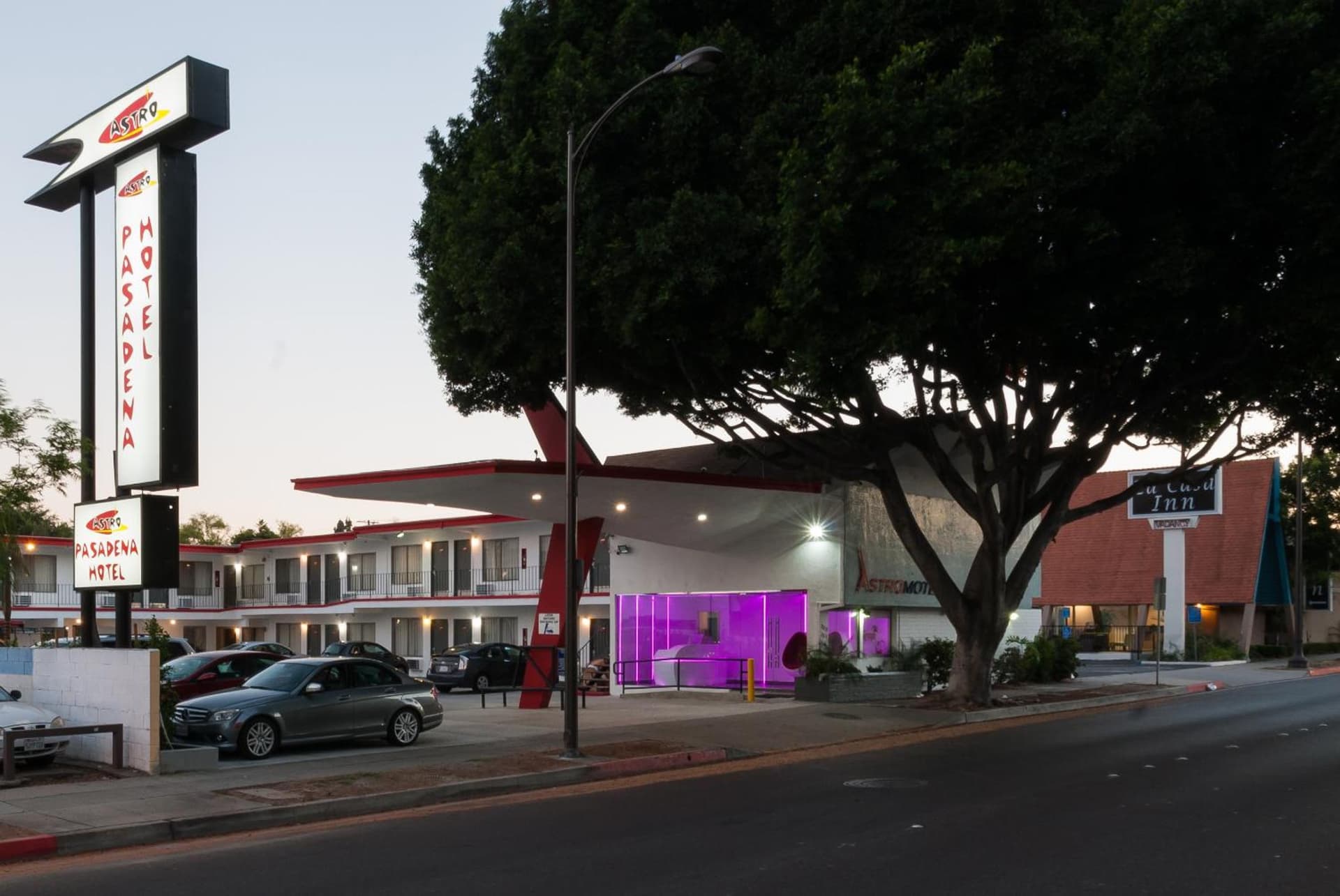 Astro Pasadena Hotel featured exterior or lobby in Pasadena, CA — similar hotel